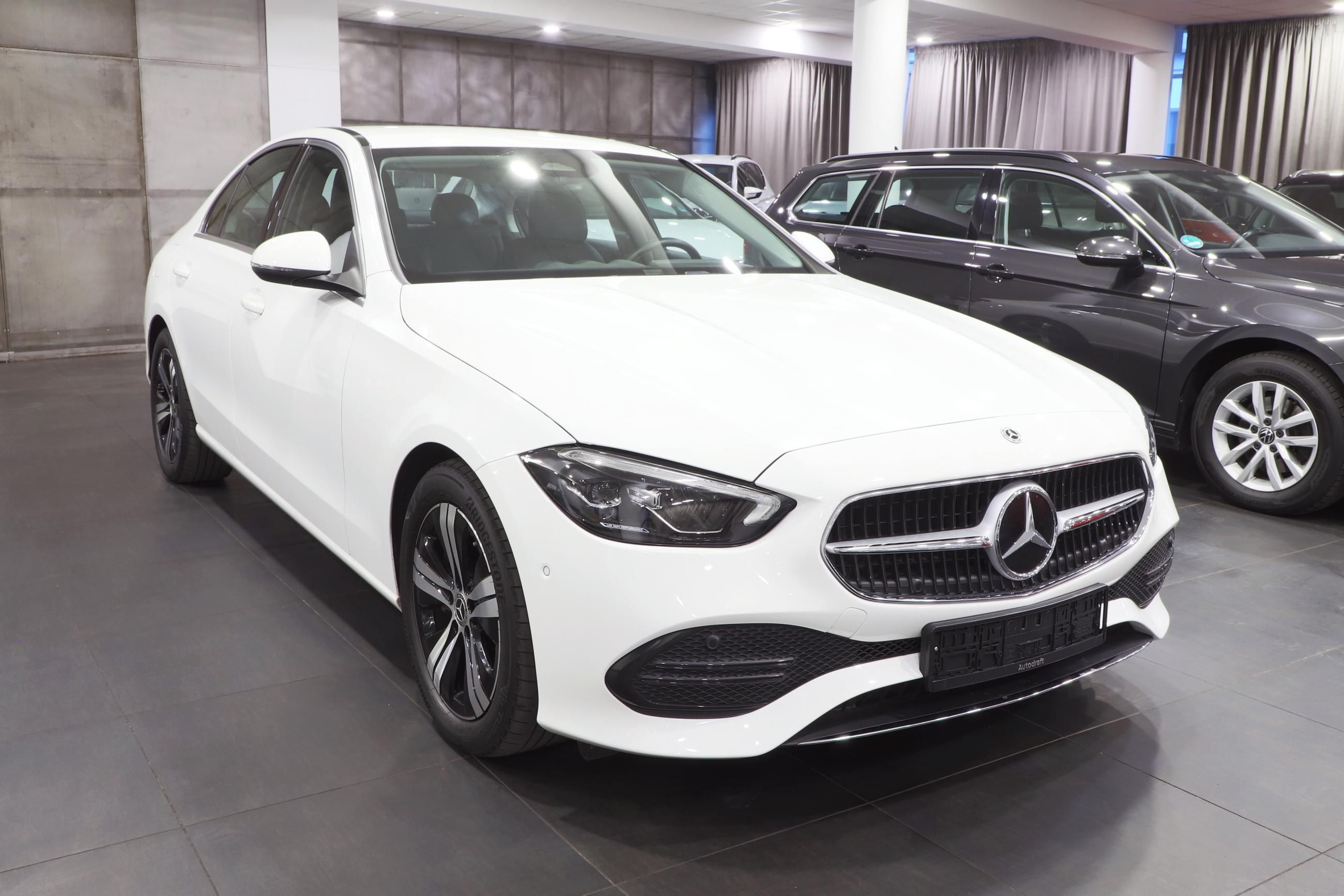 Mercedes-Benz Třídy C, 195kW - záruka Autodraft