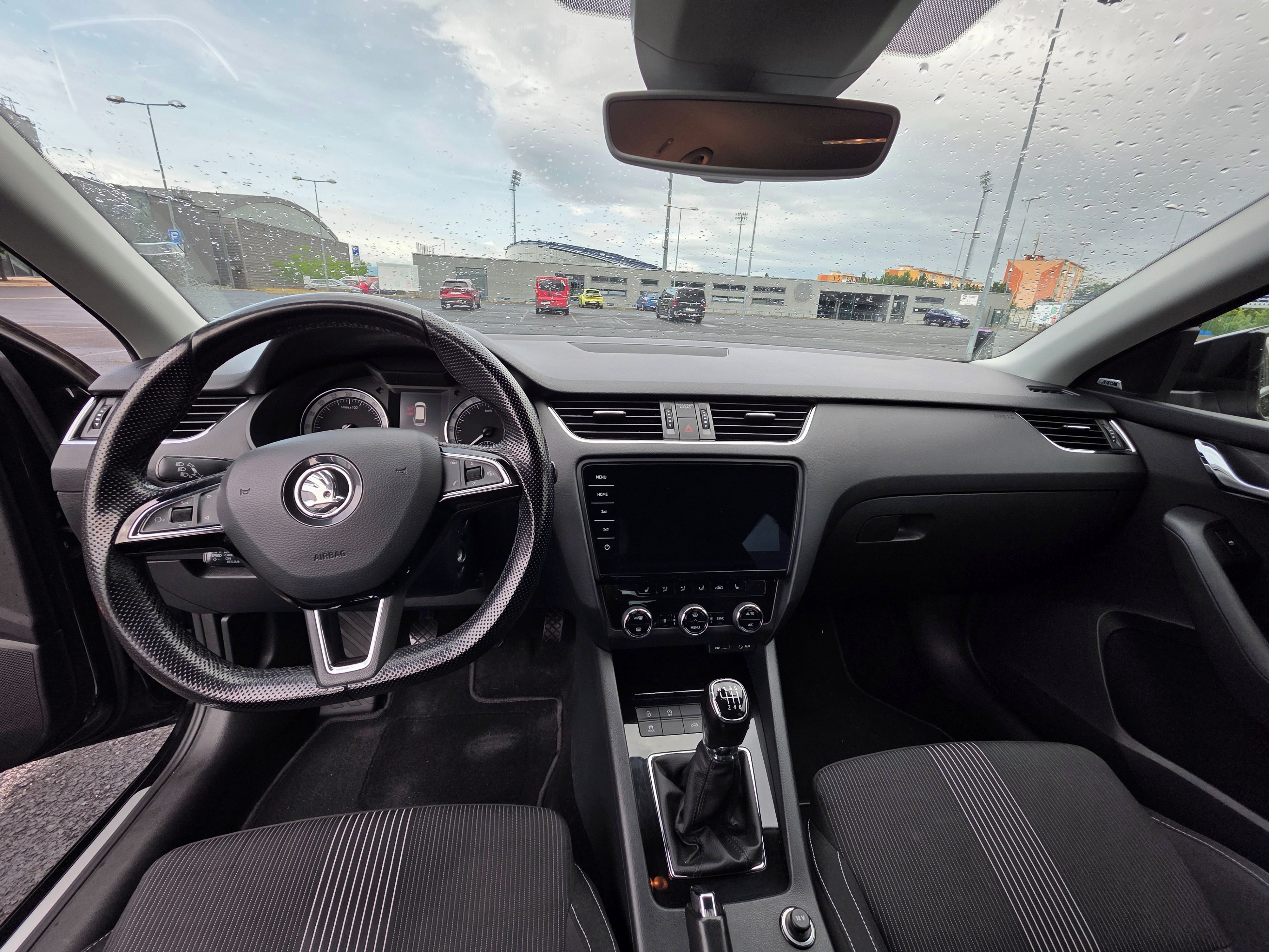 Škoda Octavia, Škoda Octavia III Combi,2.0TDI - fotka 6