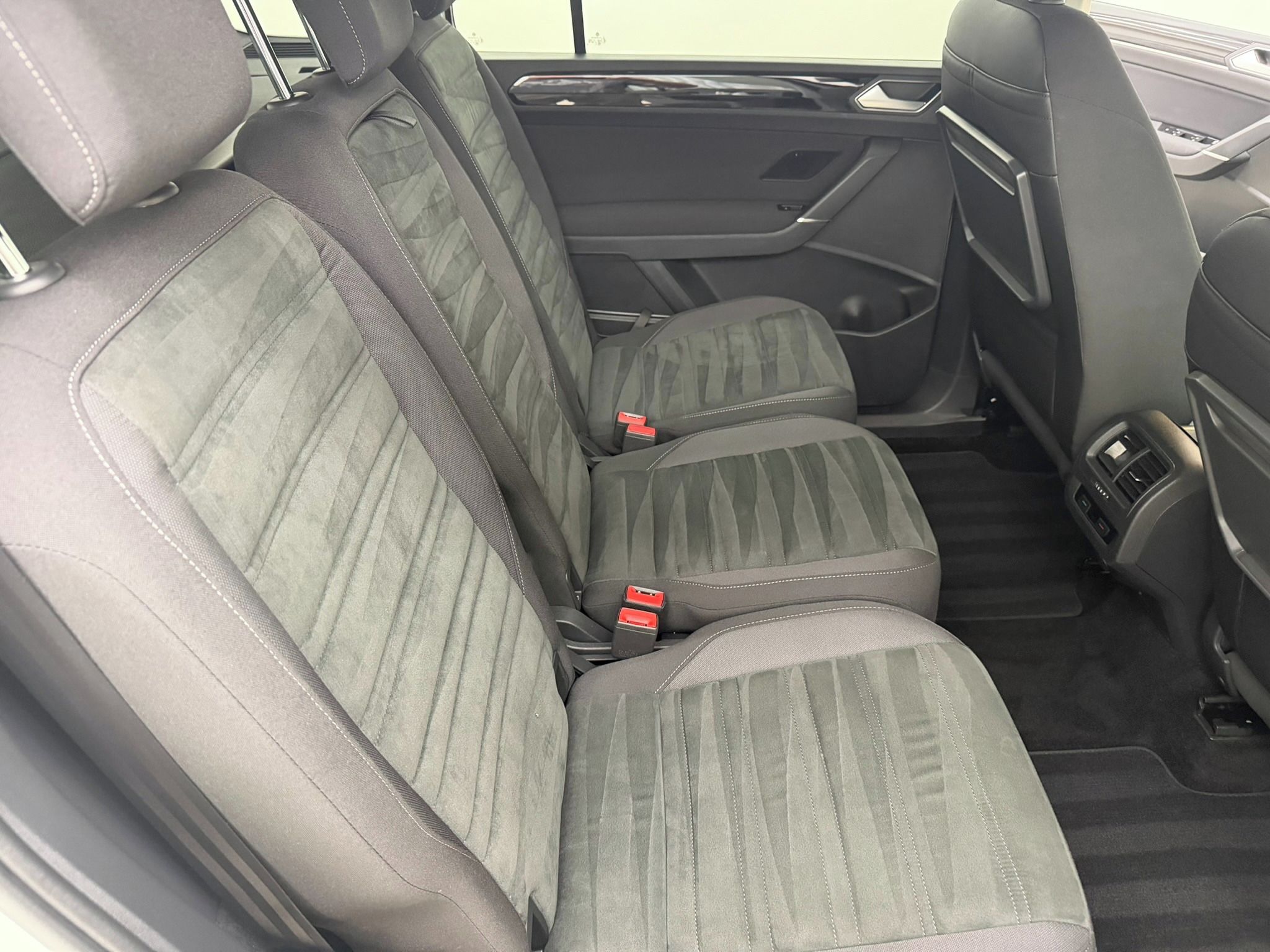 Volkswagen Touran, Volkswagen Touran 2.0 TDI DSG - fotka 6