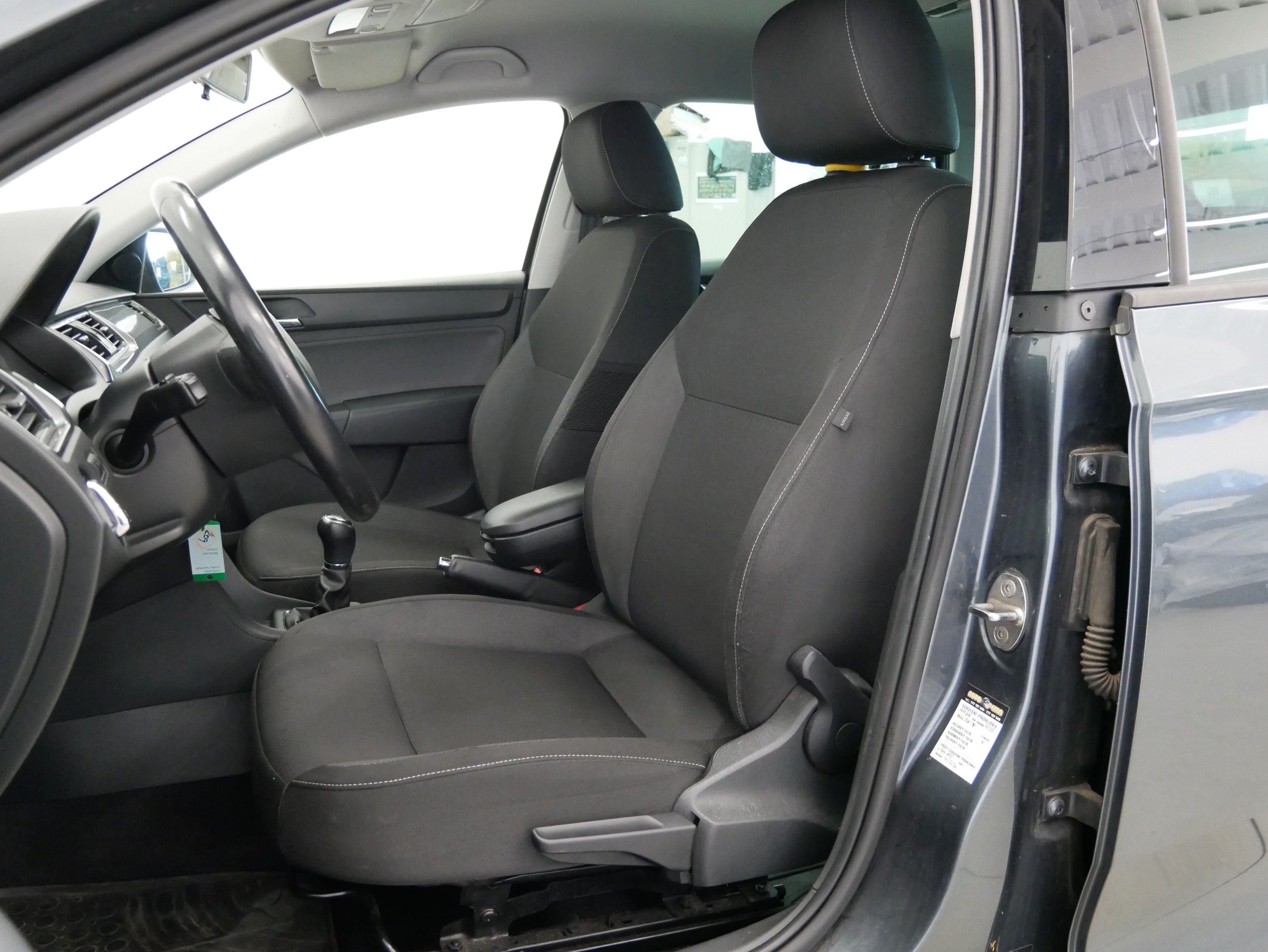 Škoda Rapid, 1.2 TSI 63 kW Ambition - fotka 6