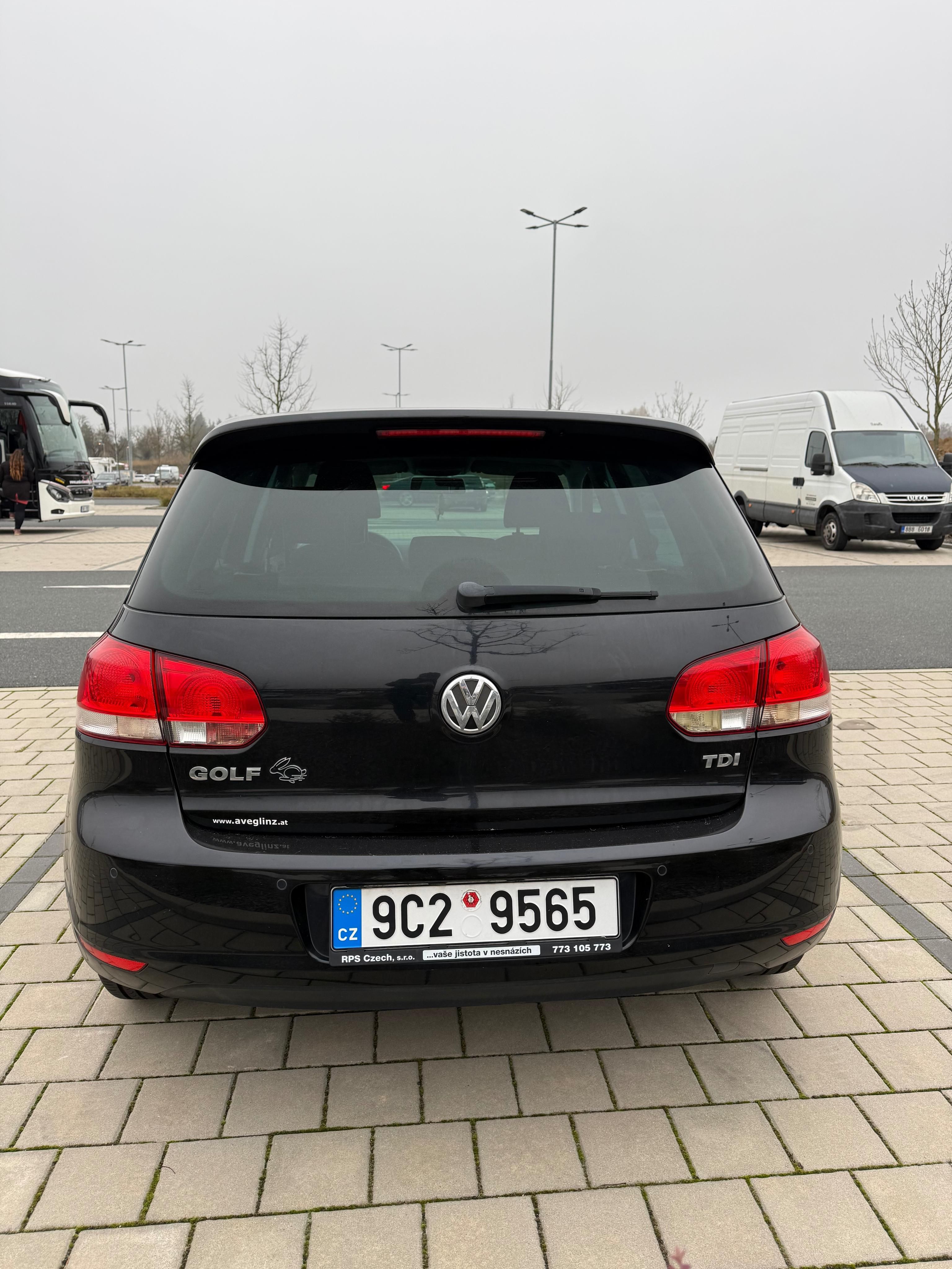Volkswagen Golf, 1.6 TDI - fotka 6