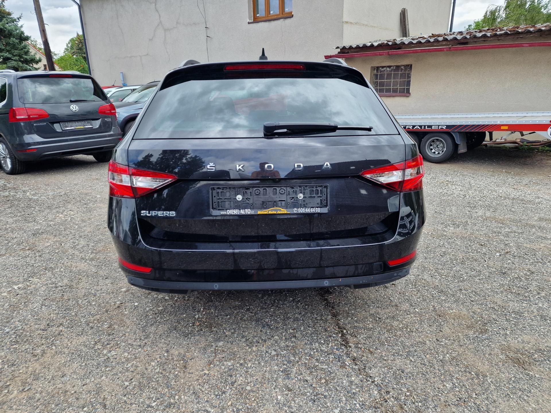 Škoda Superb, 1,5TSI 110KW STYLE odp.DPH - fotka 5