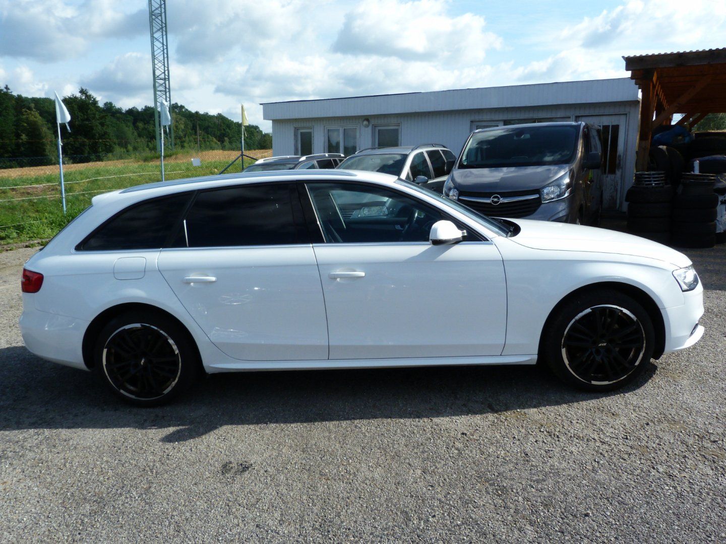 Audi A4 Avant, 2.0 Tdi 4x4 - fotka 4