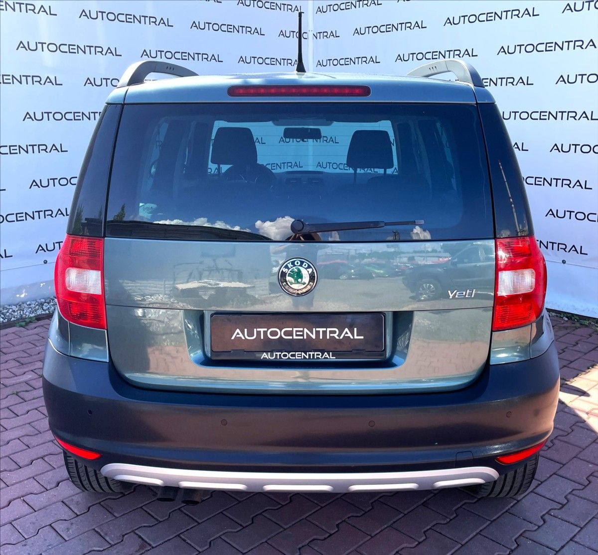 Škoda Yeti, 1,4 TSi,90kW,STK 8/28,po serv. - fotka 5