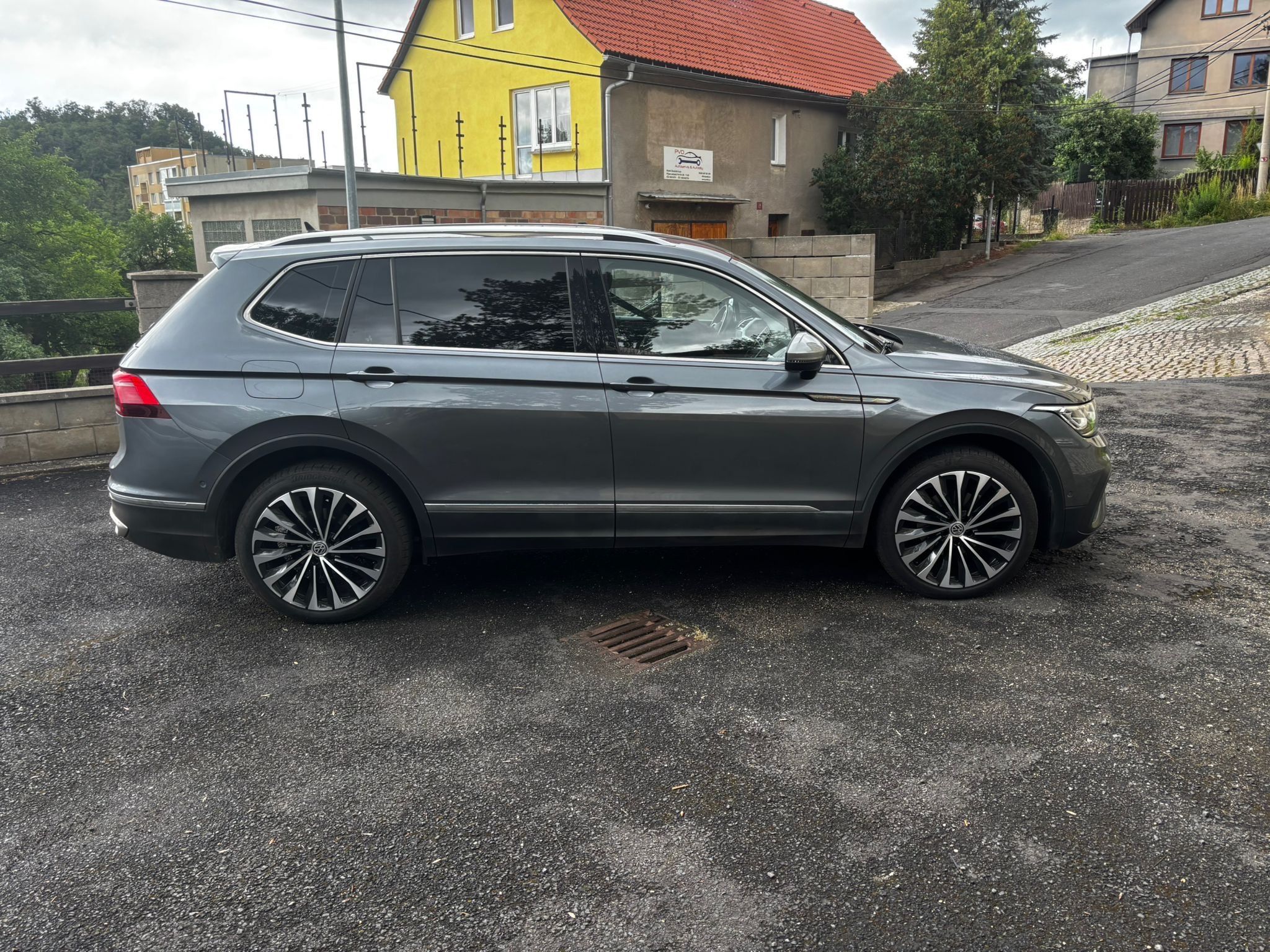 Volkswagen Tiguan Allspace, VW Tiguan allspace 2.0TDI - fotka 3