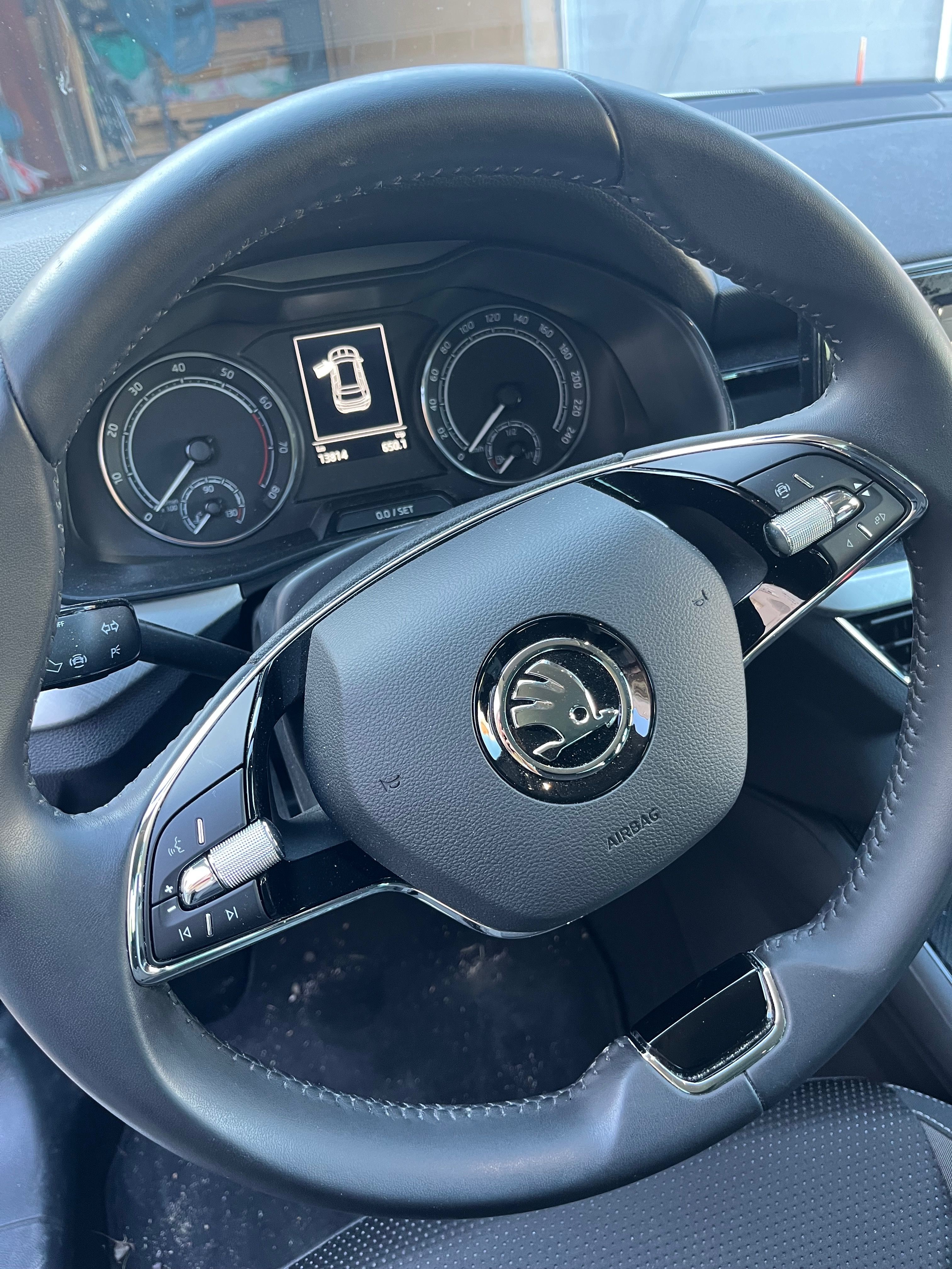 Škoda Kamiq, 1,0 TSI servisováno jako nové - fotka 4