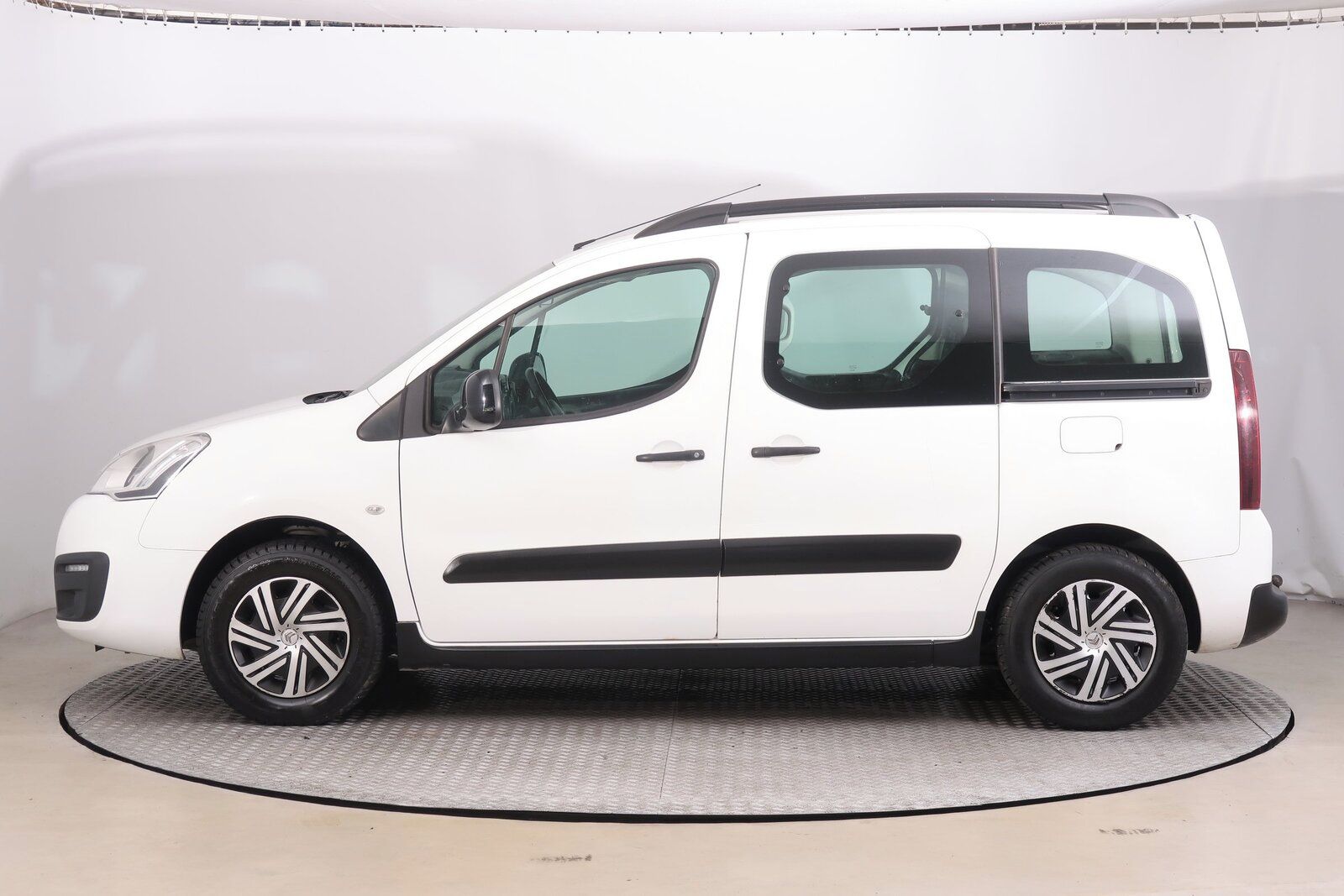Citroën Berlingo, 1.6 BlueHDi, XTR, 5Míst, Klima - fotka 3