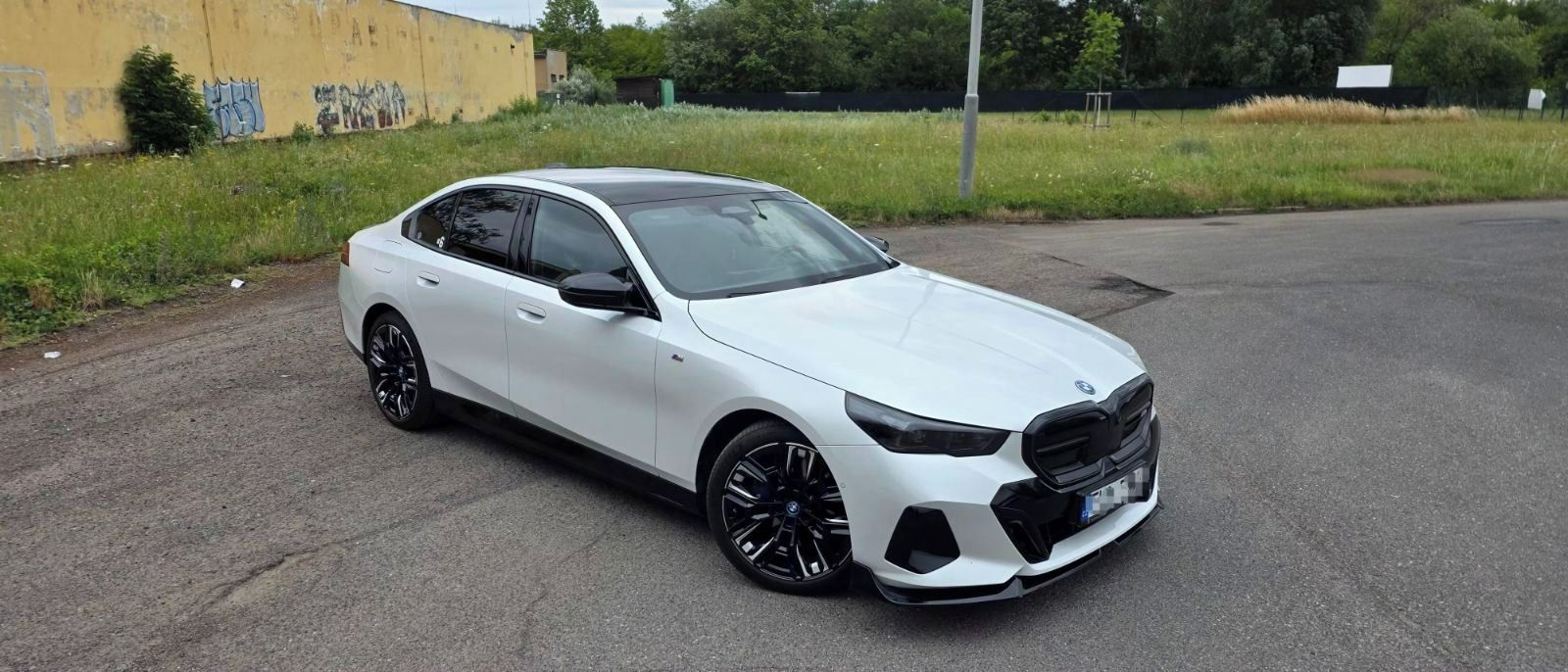 BMW i5, BMW I5 M60/// DPH 442KW ZARUKA - fotka 3