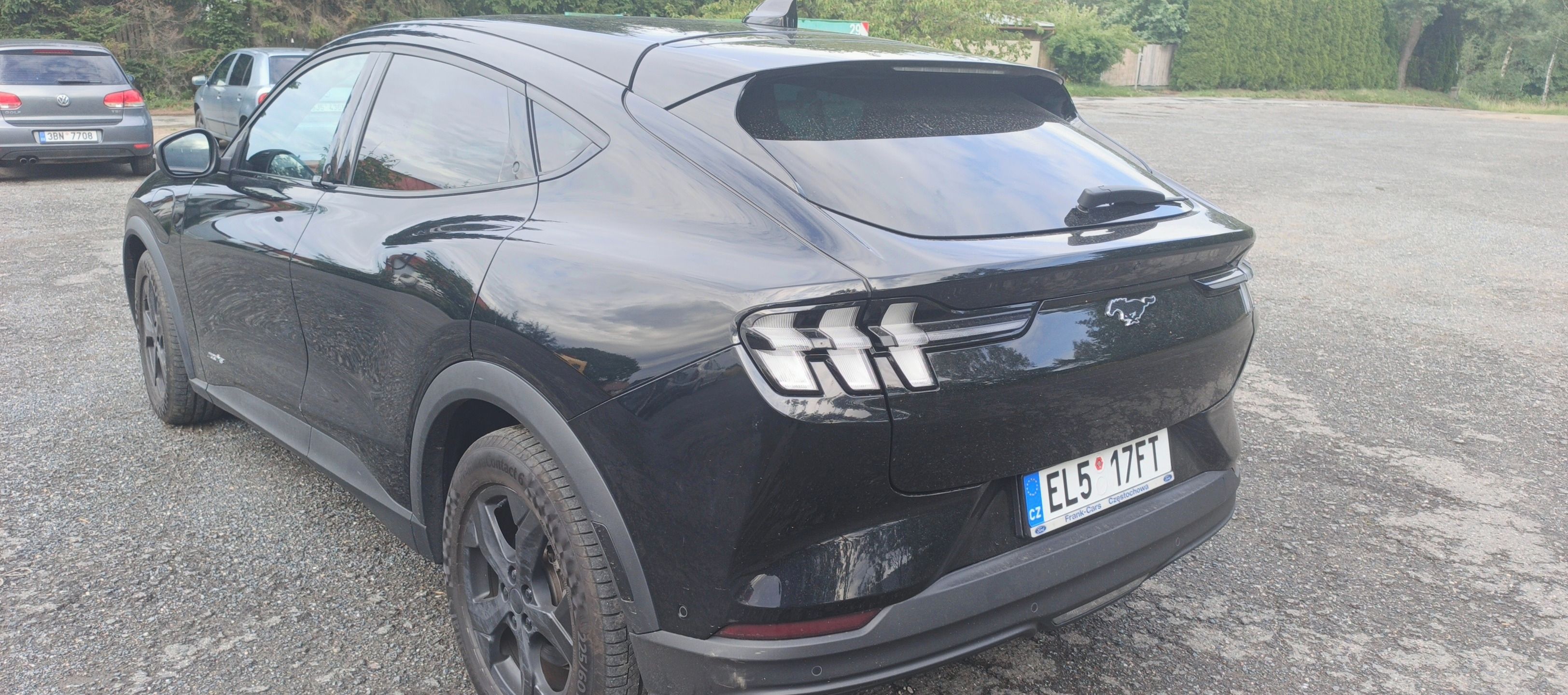 Ford Mustang Mach-E, RWD, 75kWh, 198 kW / 269 PS - fotka 6