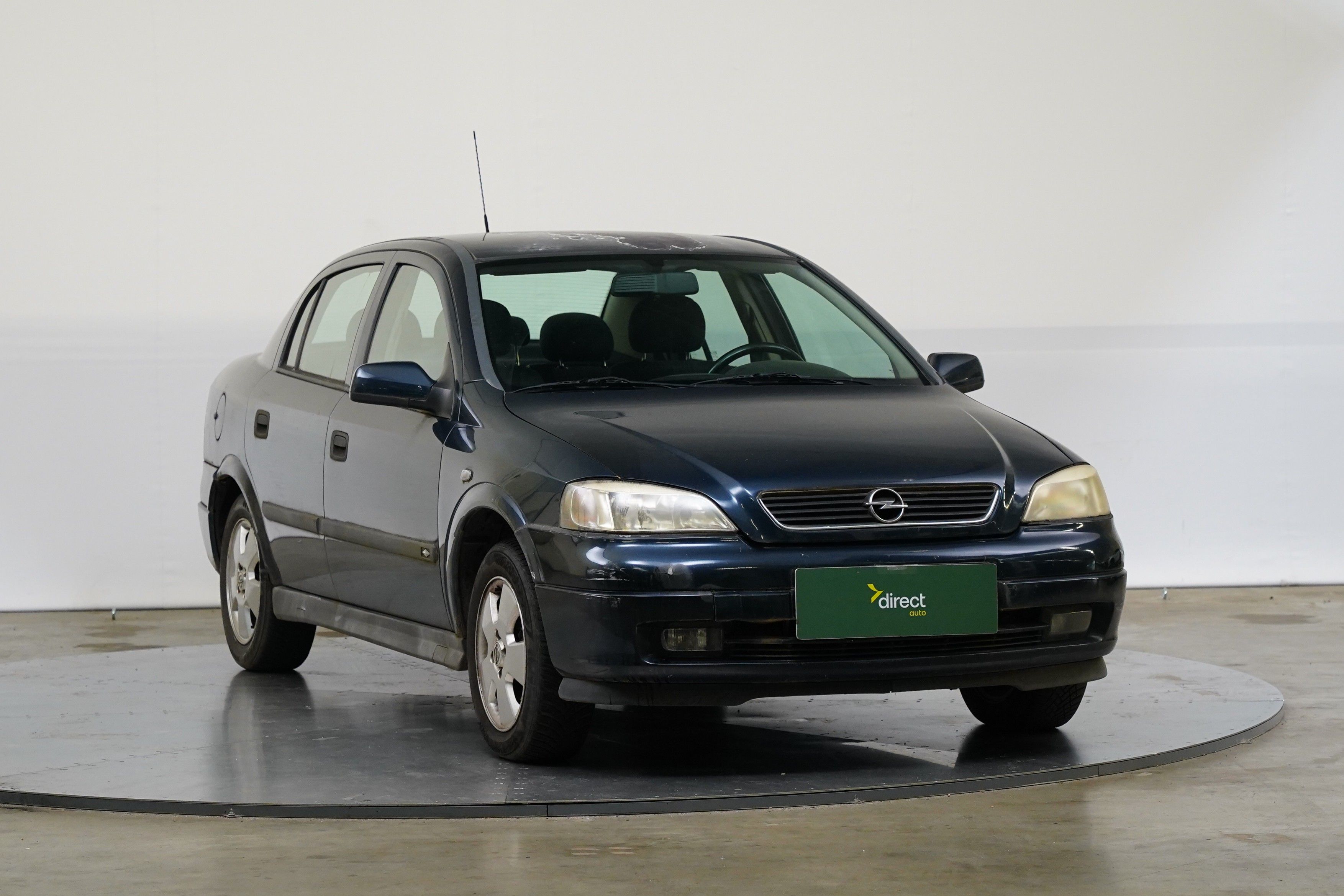 Opel Astra, 1.6 i 74 kW - fotka 2
