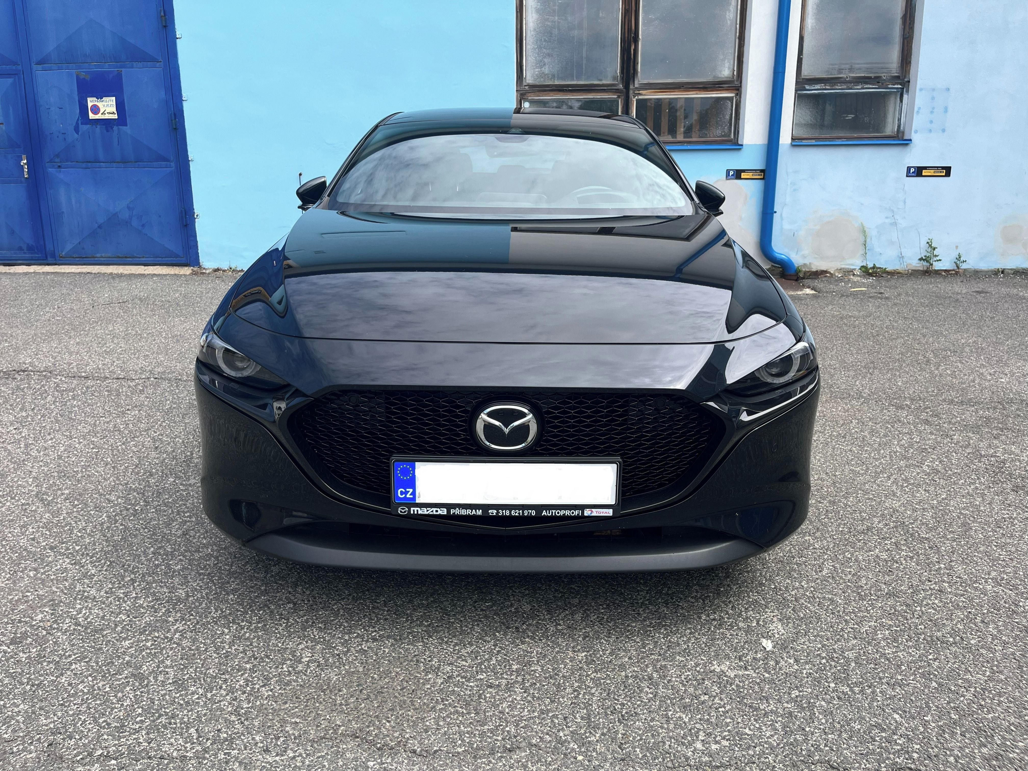 Mazda 3, Mazda 3 2.0 Skyactiv-X 132kw - fotka 2
