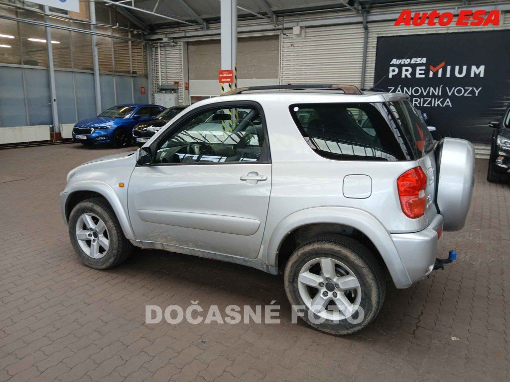 Toyota Rav4, 2.0 - fotka 2