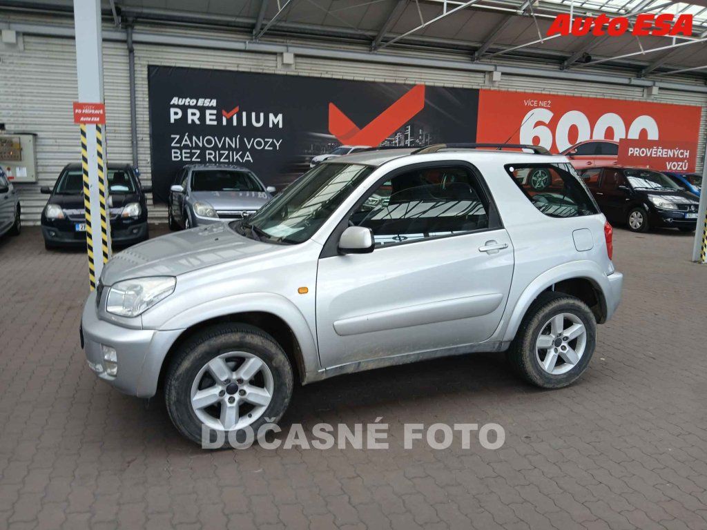 Toyota Rav4, 2.0 - fotka 3