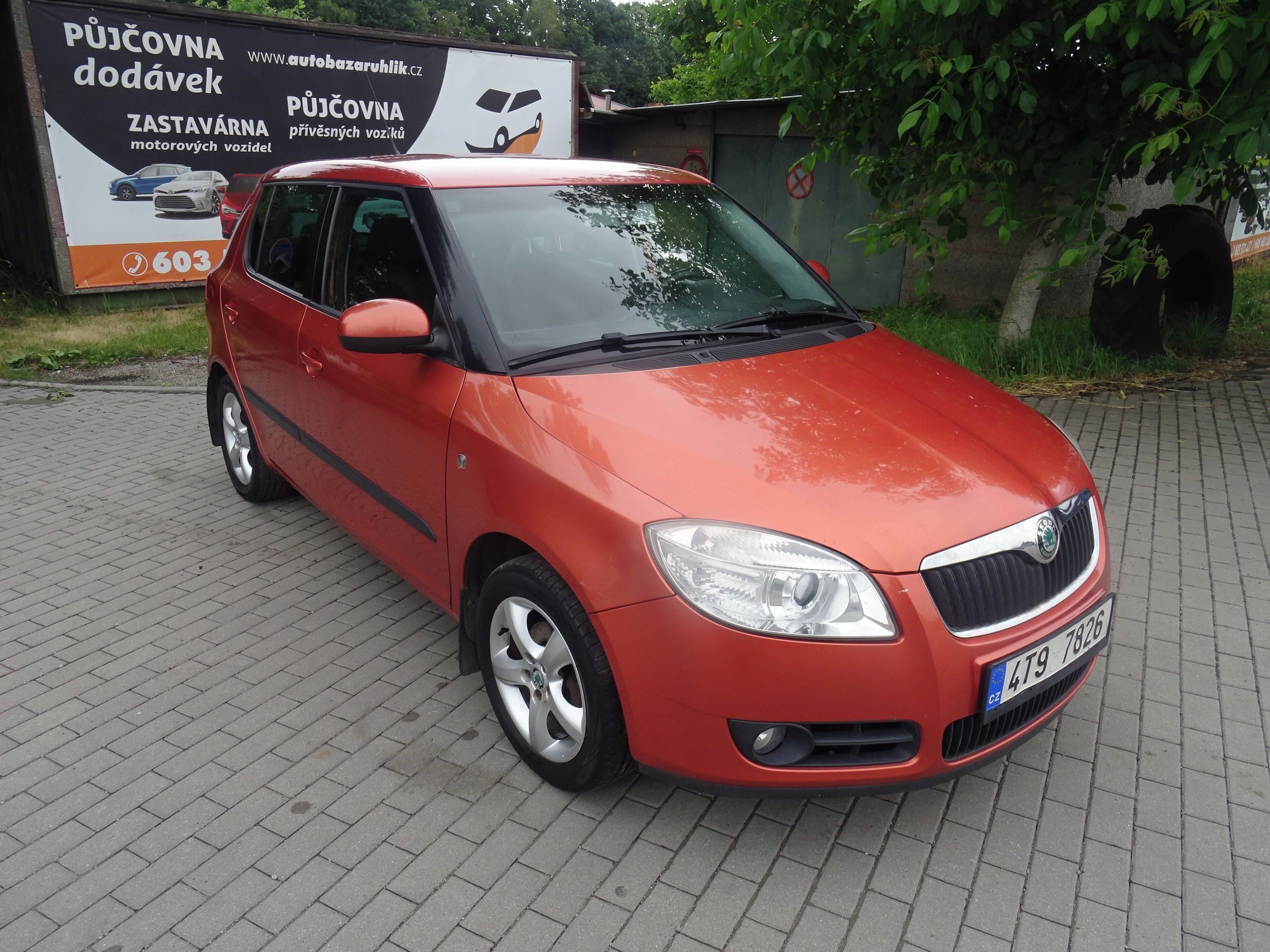 Škoda Fabia, II 1,2 HTP  51 kW - fotka 2