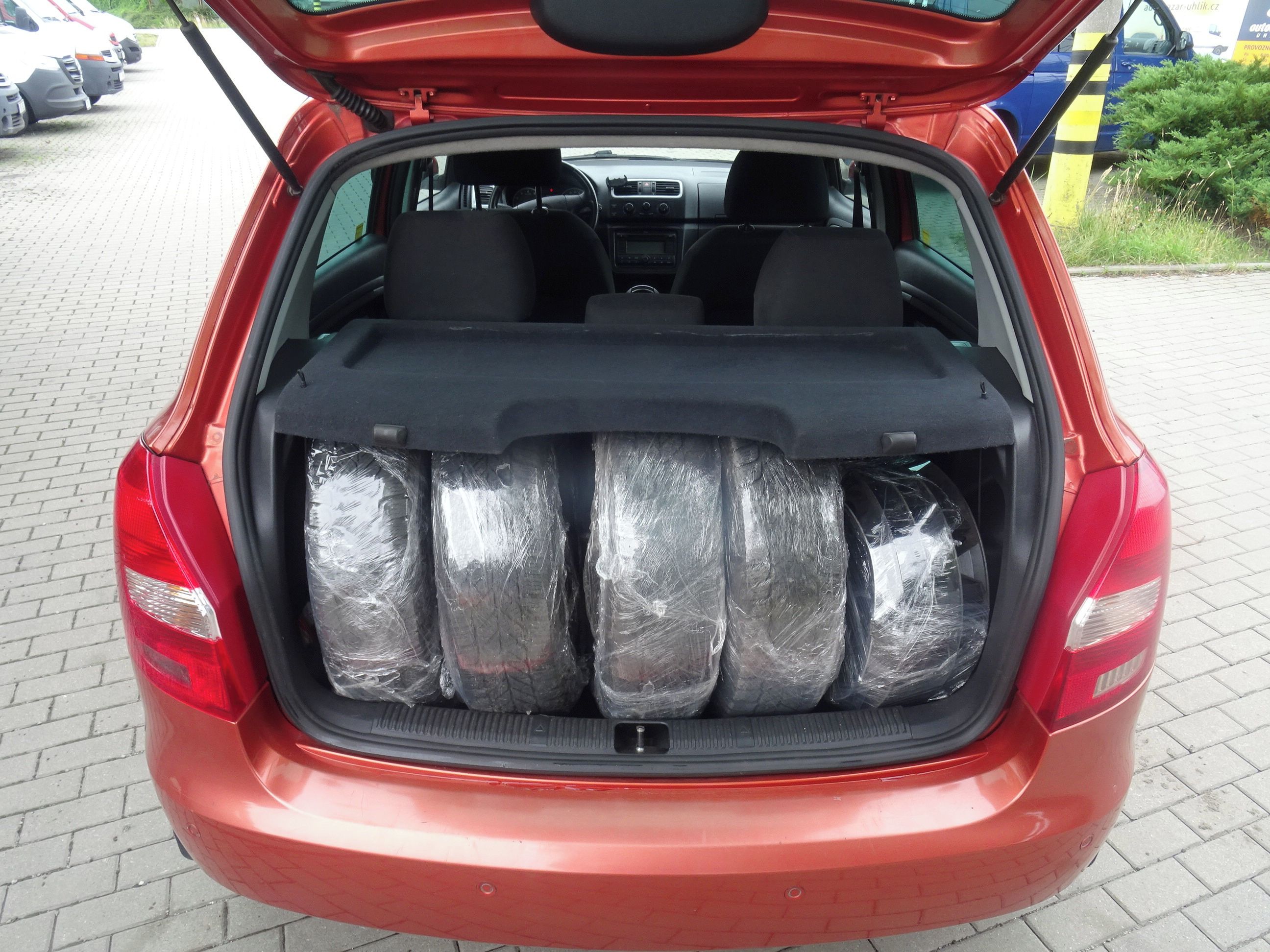 Škoda Fabia, II 1,2 HTP  51 kW - fotka 6