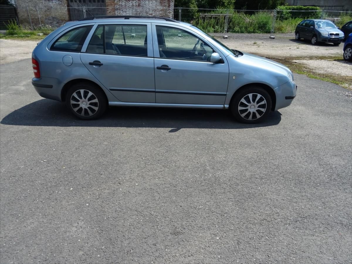 Škoda Fabia, 1,4 55 kW - fotka 3