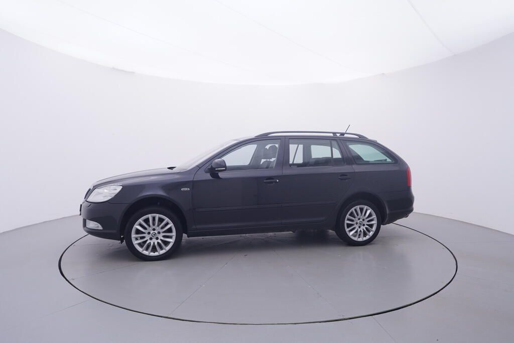 Škoda Octavia, L&K 2.0 TDI 103 kW - fotka 2