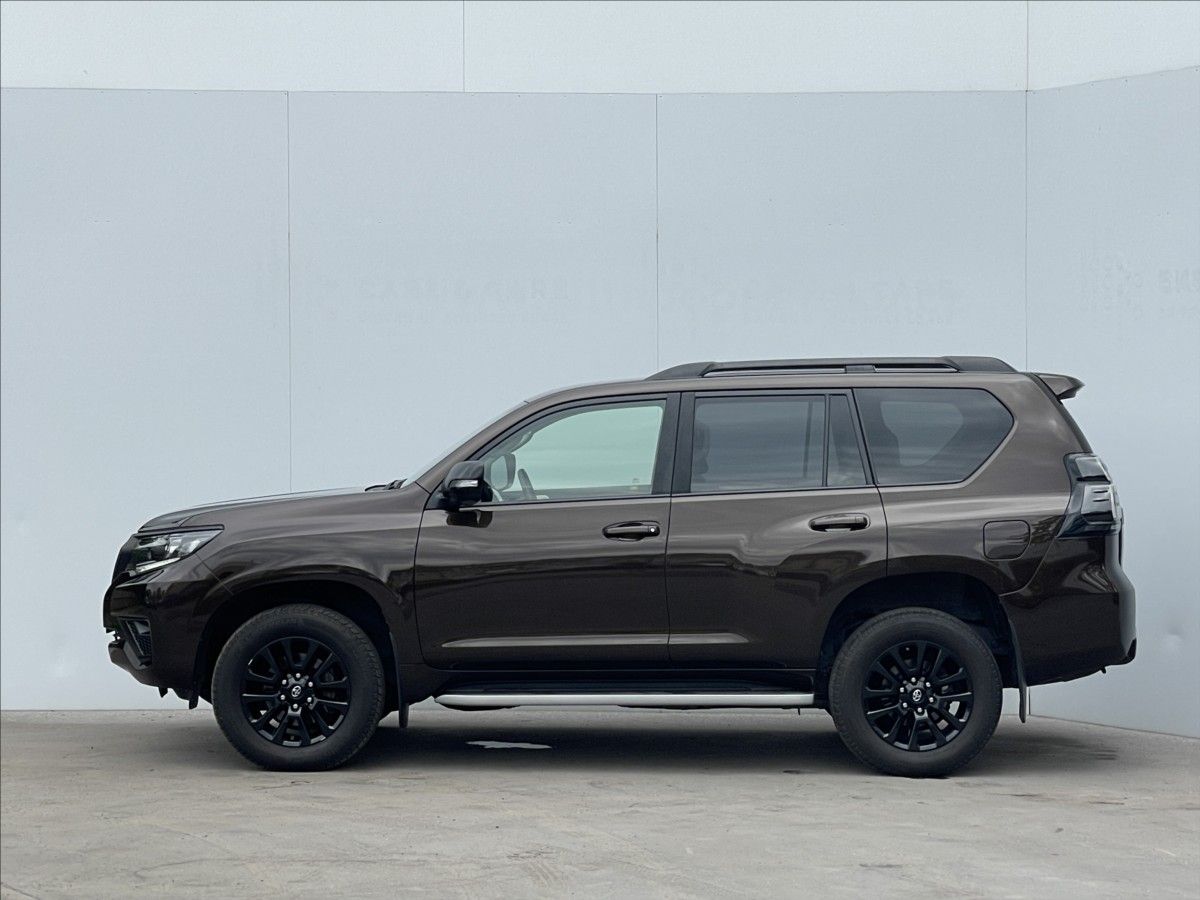 Toyota Land Cruiser, 2,8 D4-D AT6 Executive NAVI - fotka 2