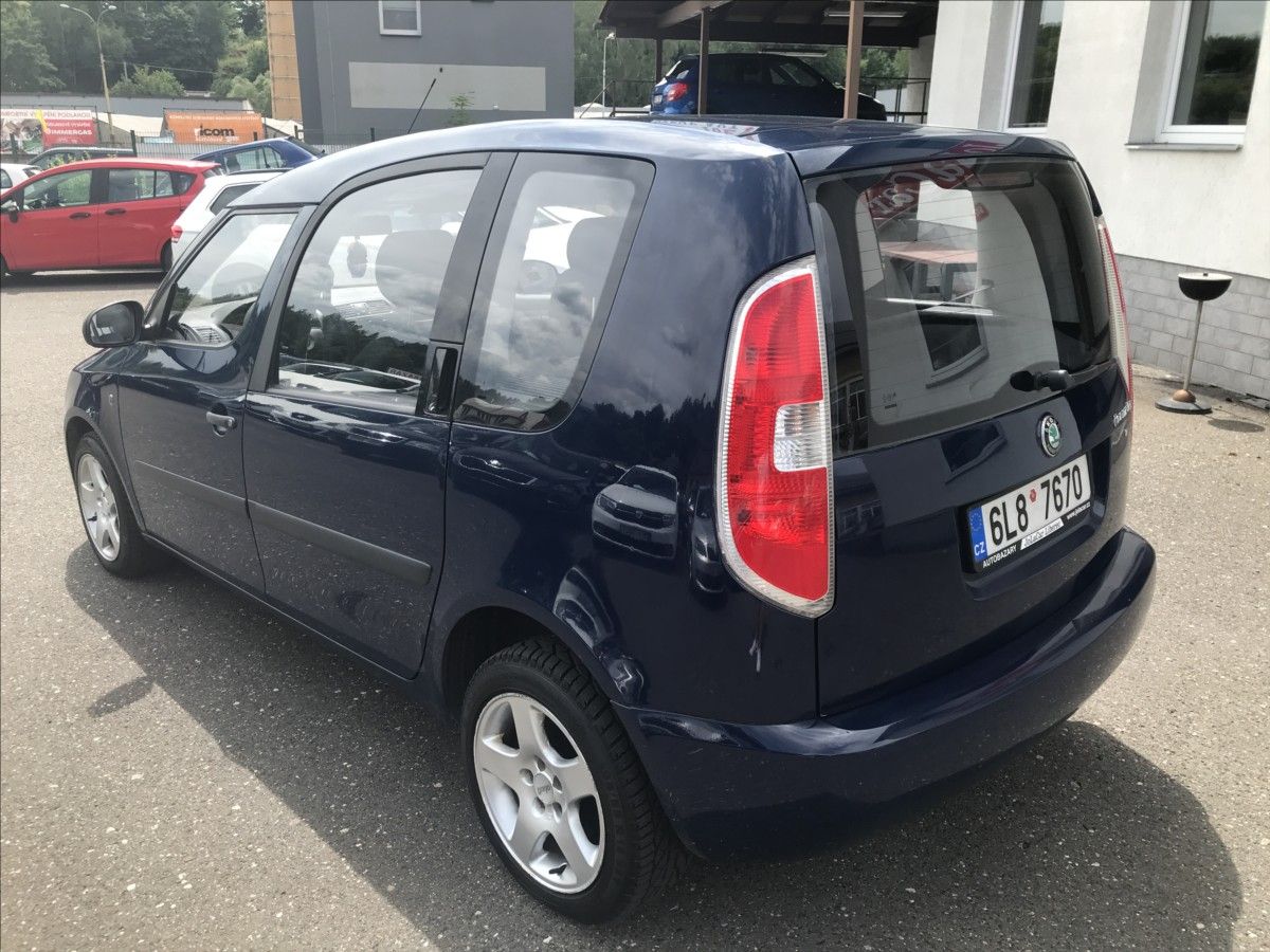 Škoda Roomster, 1,2 12V 51kW AC - fotka 6
