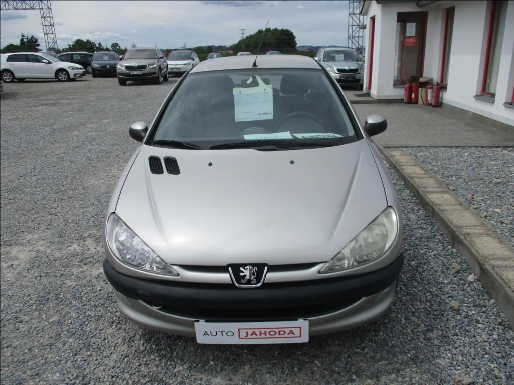 Peugeot 206, 1,4 i,klima,serv.kniha,CZ - fotka 2