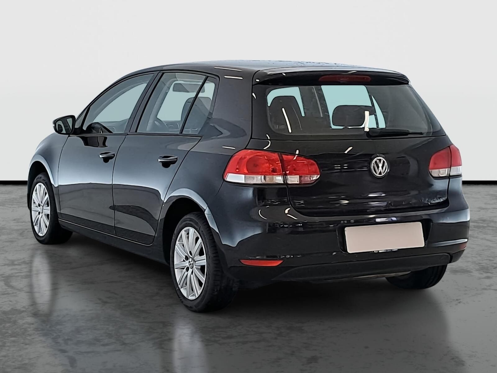 Volkswagen Golf, 1.6, Klima, Tempomat, El. okna - fotka 4