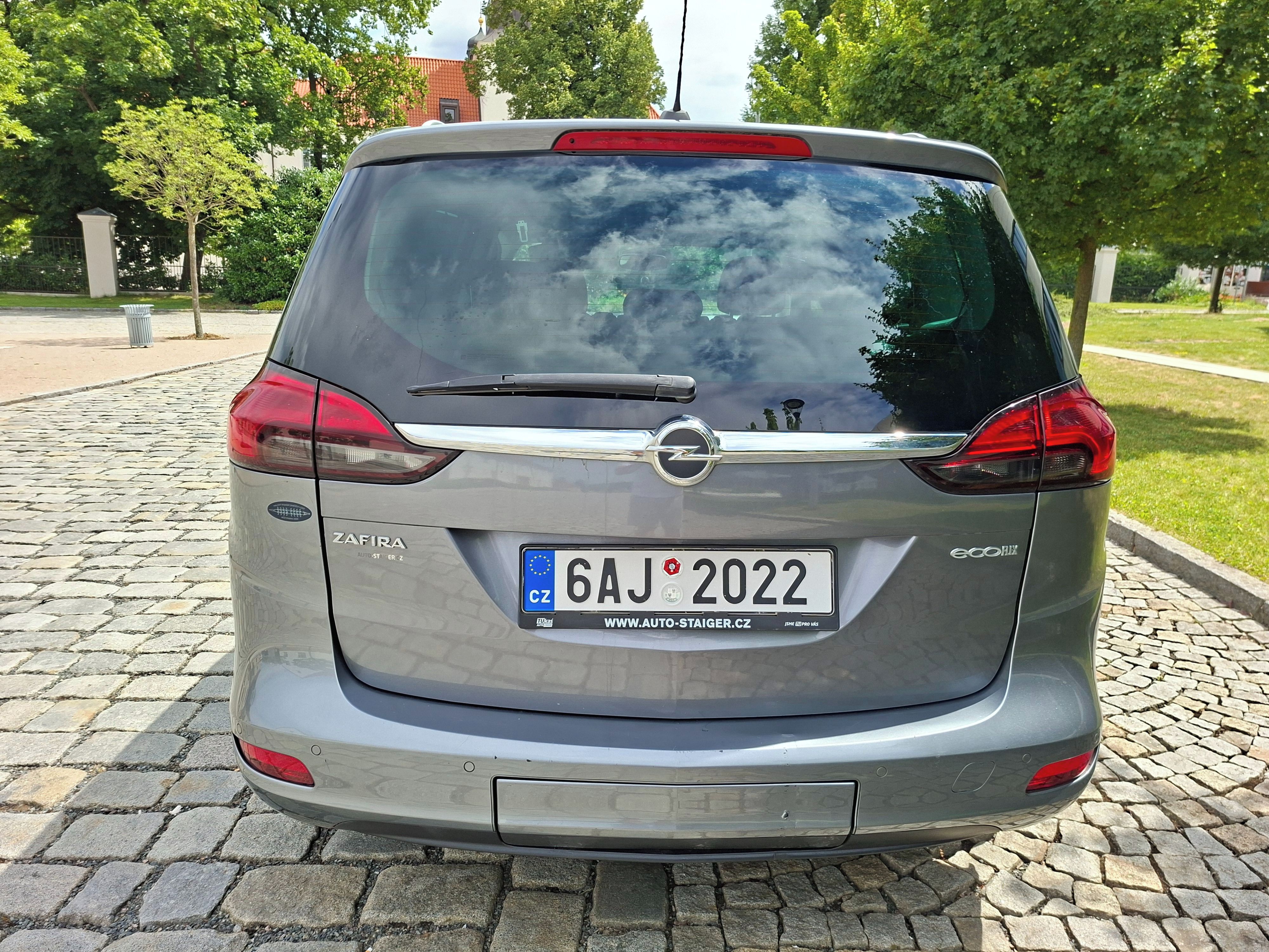 Opel Zafira, 125kW, 7 míst, nosič kol, ČR - fotka 6