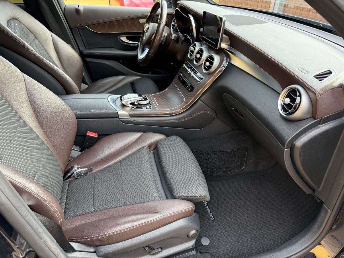 Mercedes-Benz GLC, 250CDI 4M Exclusive,max výbava - fotka 5