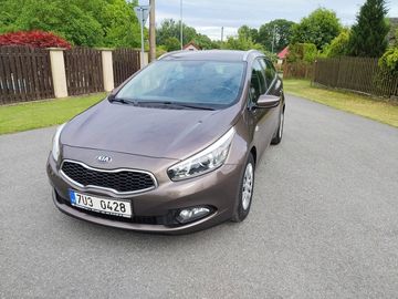 1,4i,CVVT,73Kw,kombi,1 majitel