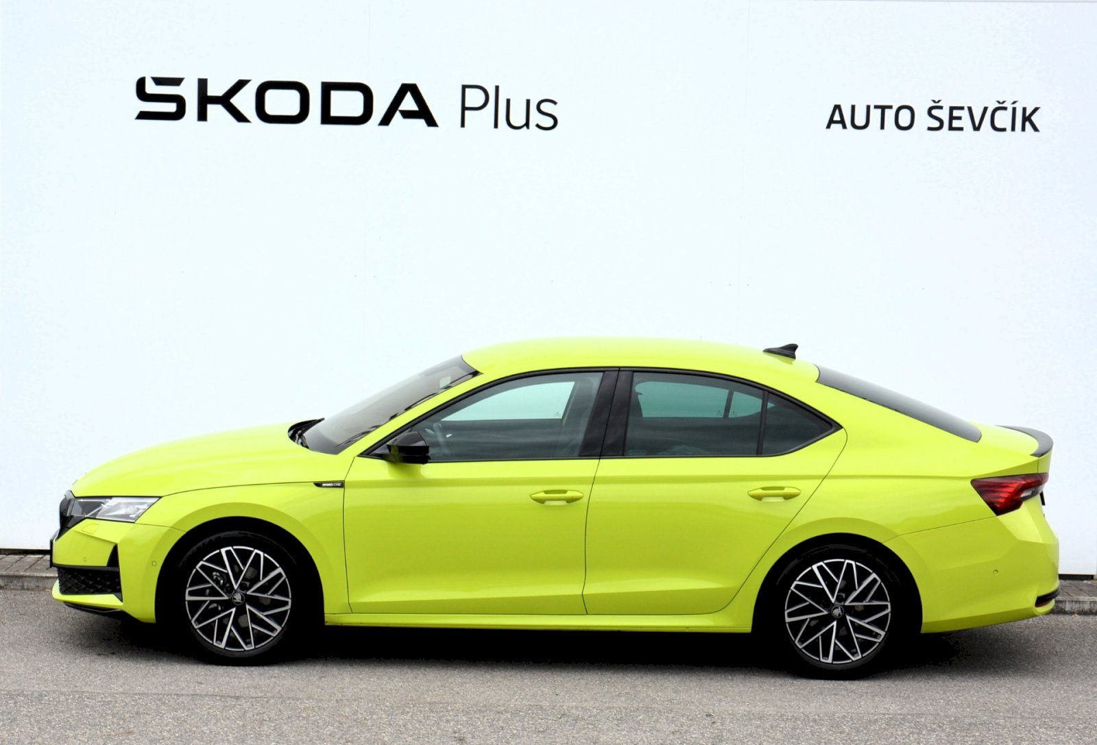 Škoda Octavia, 1.5 TSI 110 KW MILD-HYBRID 7-s - fotka 3