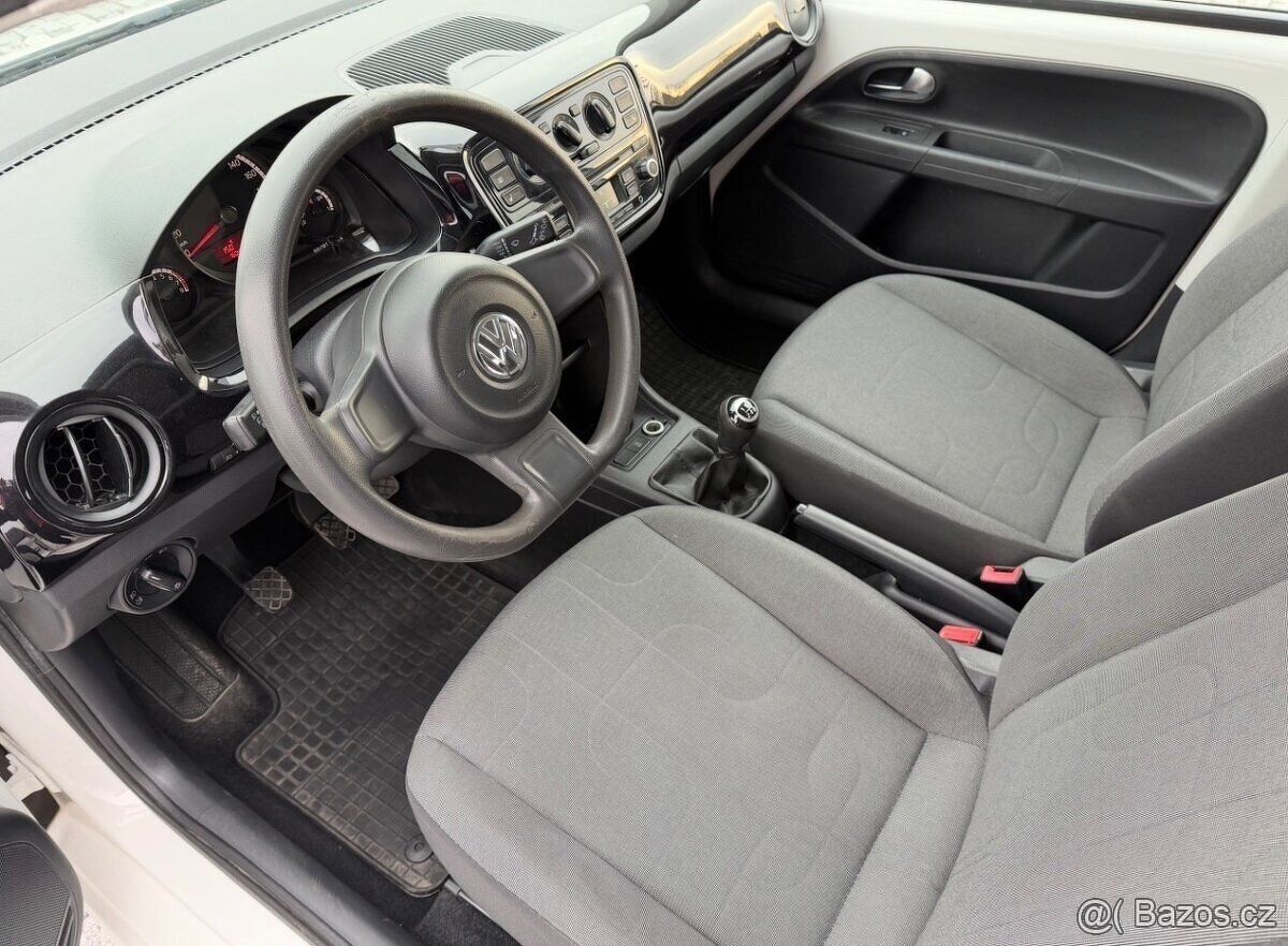 Volkswagen Up!, 1.0-44KW -ČR,KLIMA,VYHŘEV,5DVŘ - fotka 6