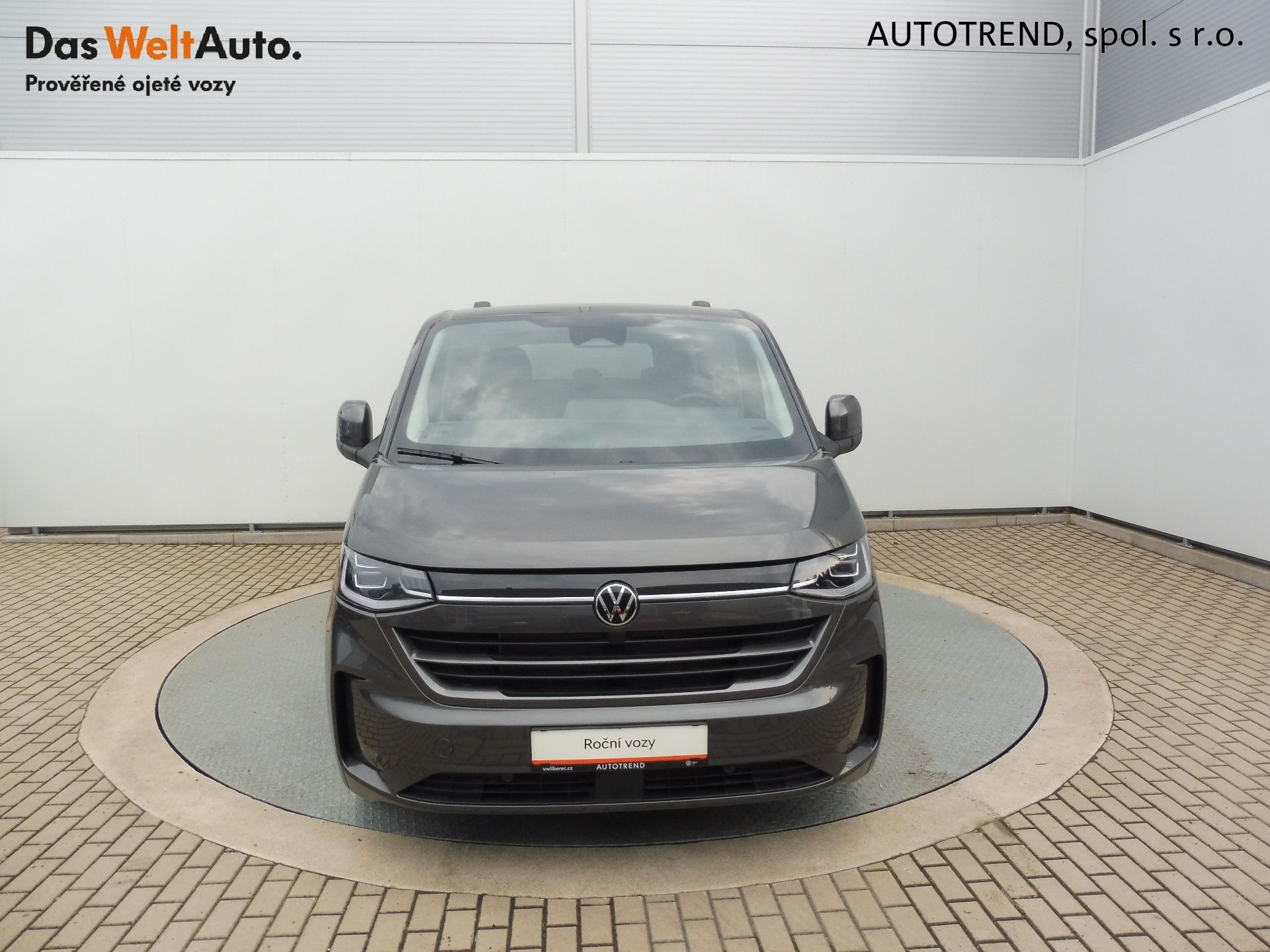 Volkswagen Caravelle, Style DR 2,0 TDI 125kW 8AUT 4M - fotka 4