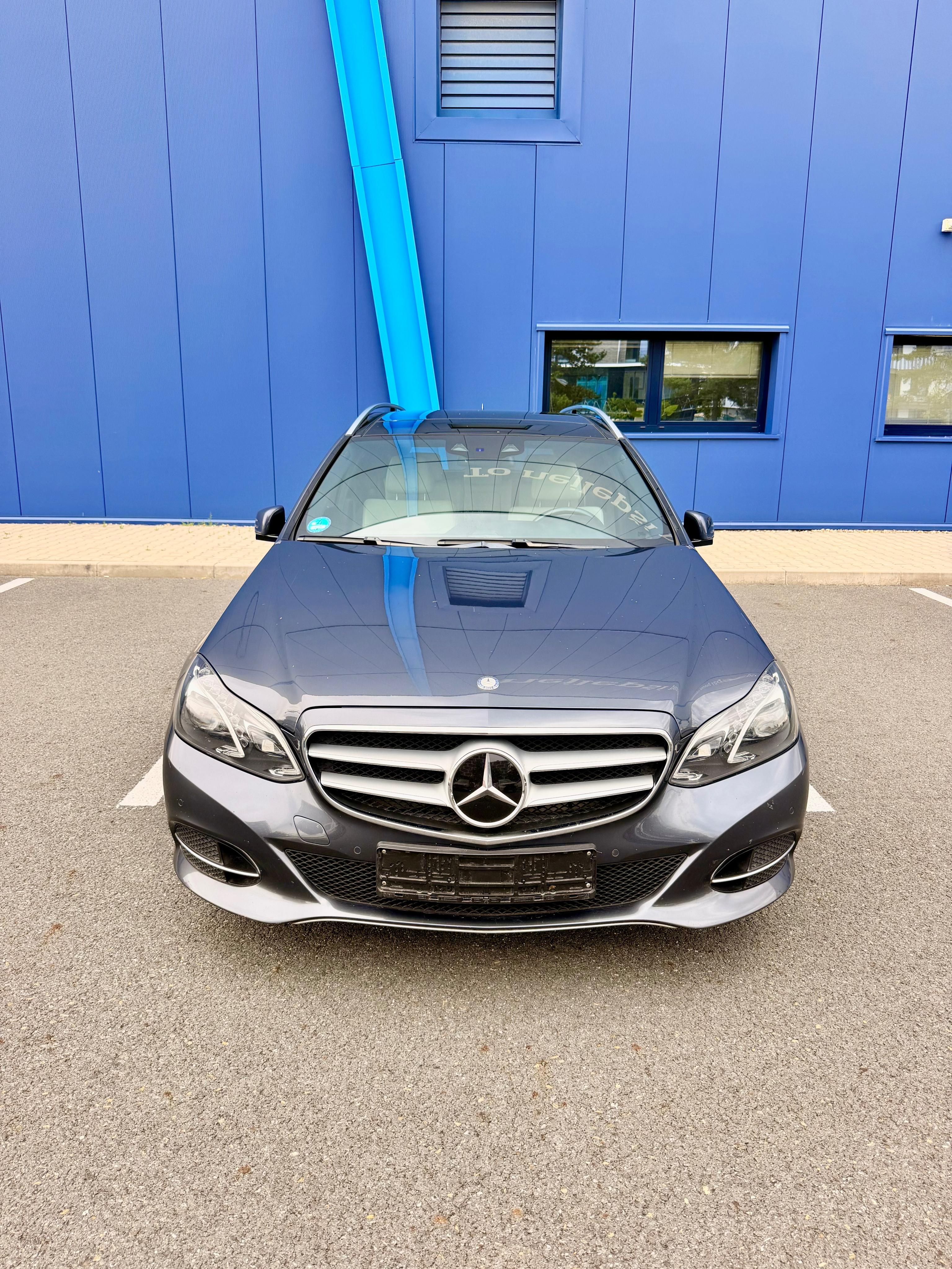 Mercedes-Benz Třídy E, E400/245Kw, 4Matic, Avantgarde - fotka 5