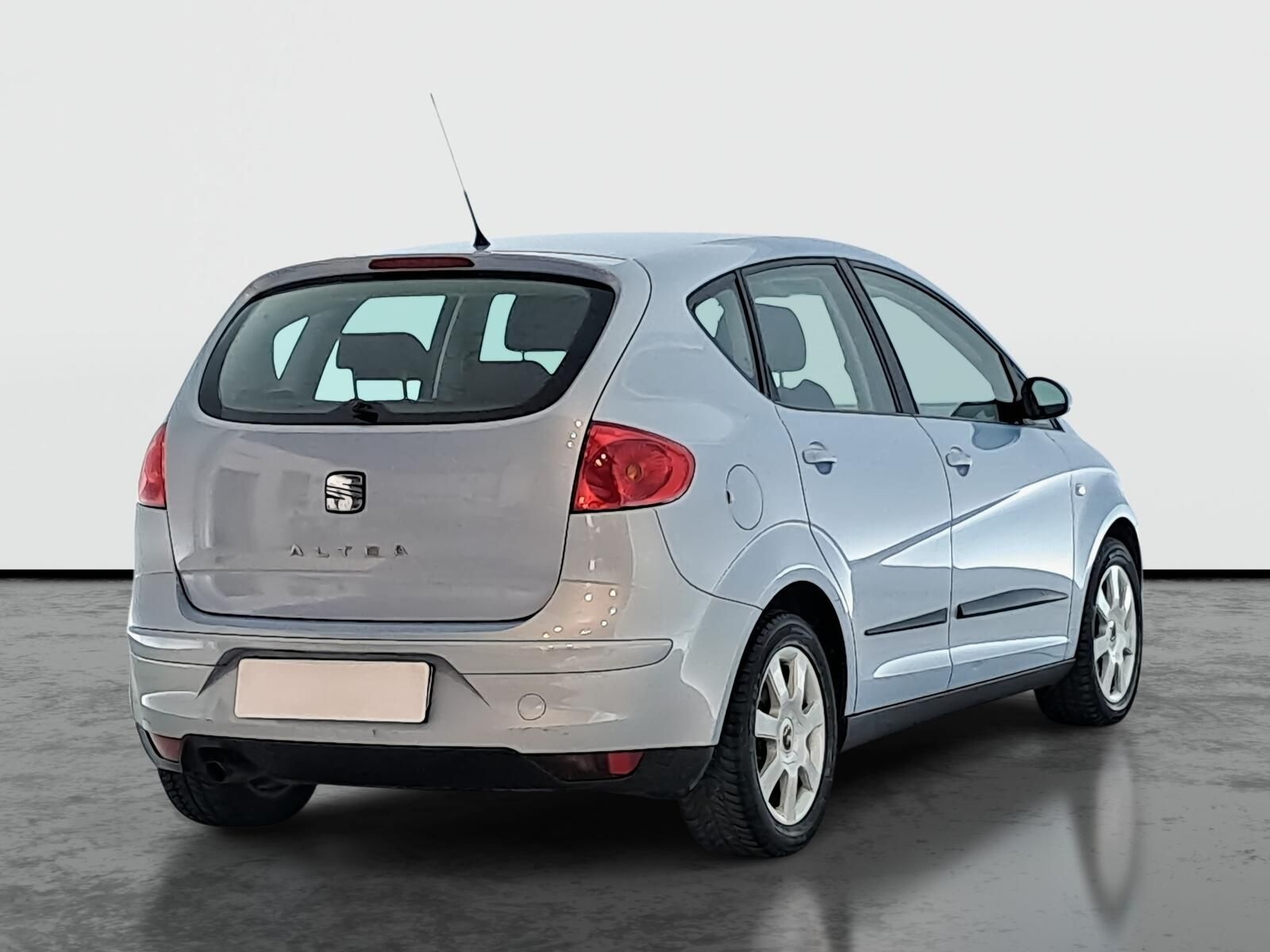 Seat Altea, 1.6, po STK, Automatická klima - fotka 5