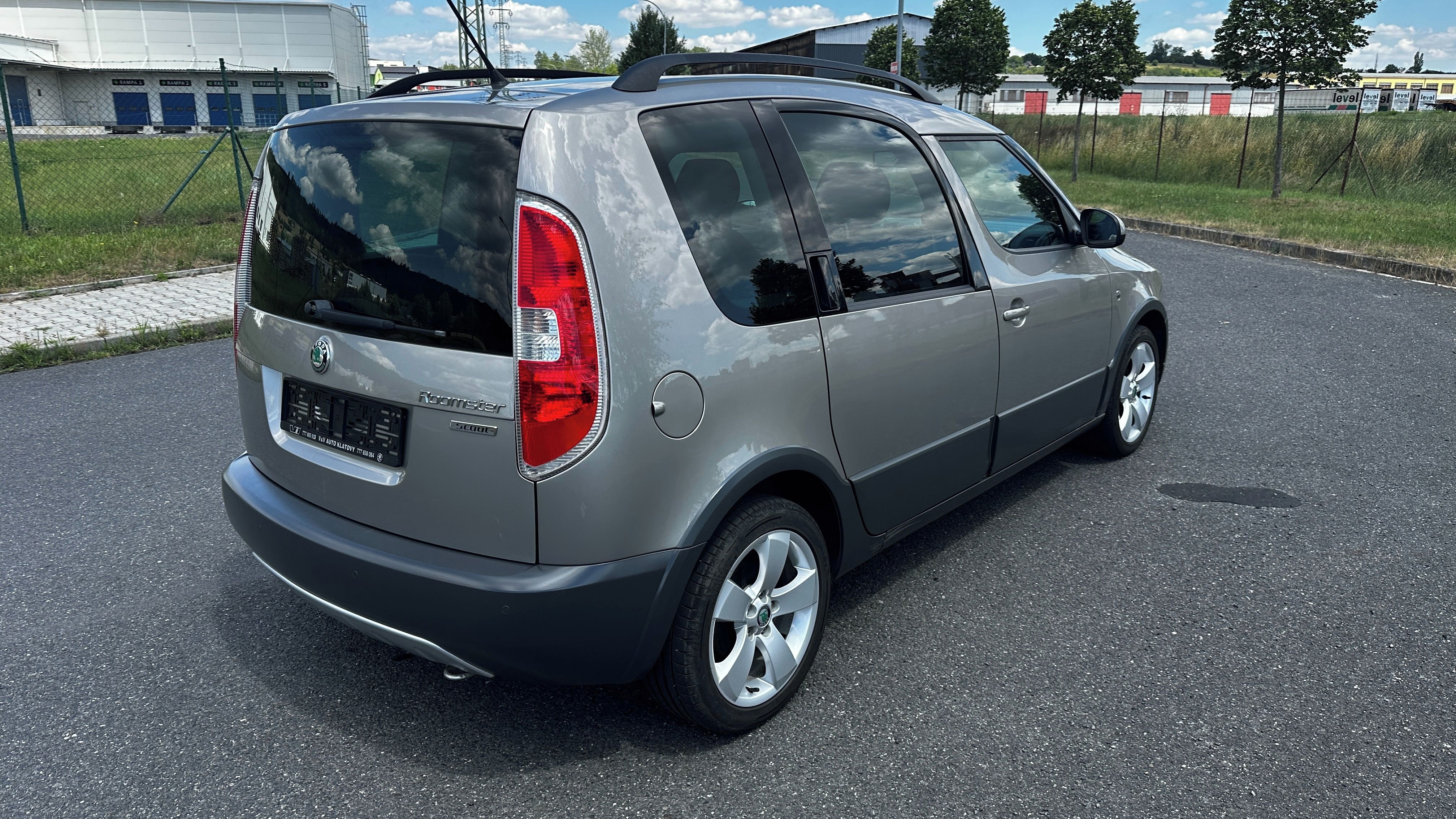 Škoda Roomster, 1.2 TSI SCOUT - fotka 5