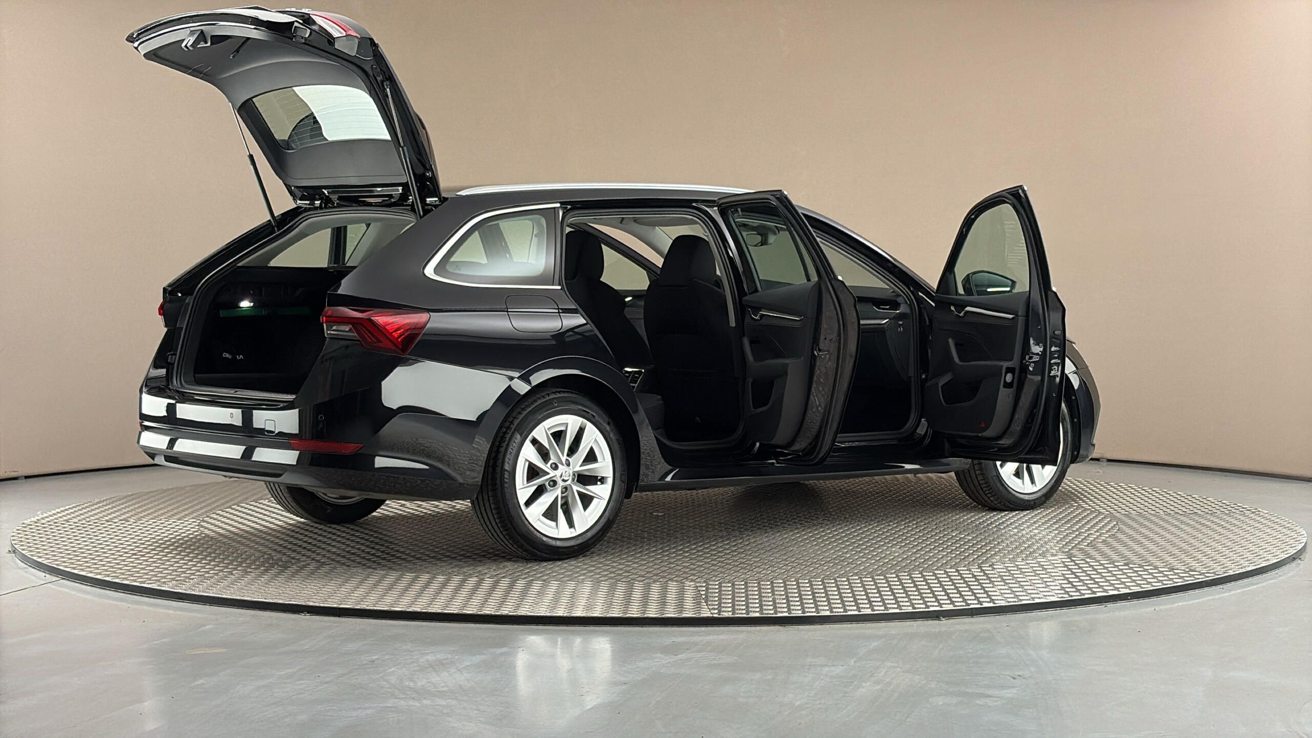 Škoda Octavia, 1.5 Tsi E-Tec 110kw Dsg StyleC - fotka 6