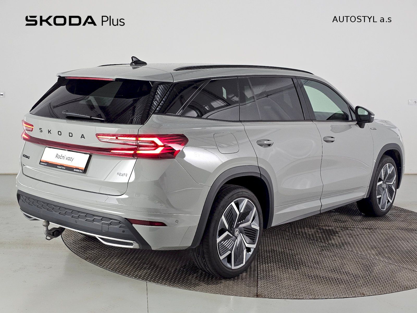 Škoda Kodiaq, 2.0TDi 142kW 4X4 SPORTLINE WEB - fotka 2