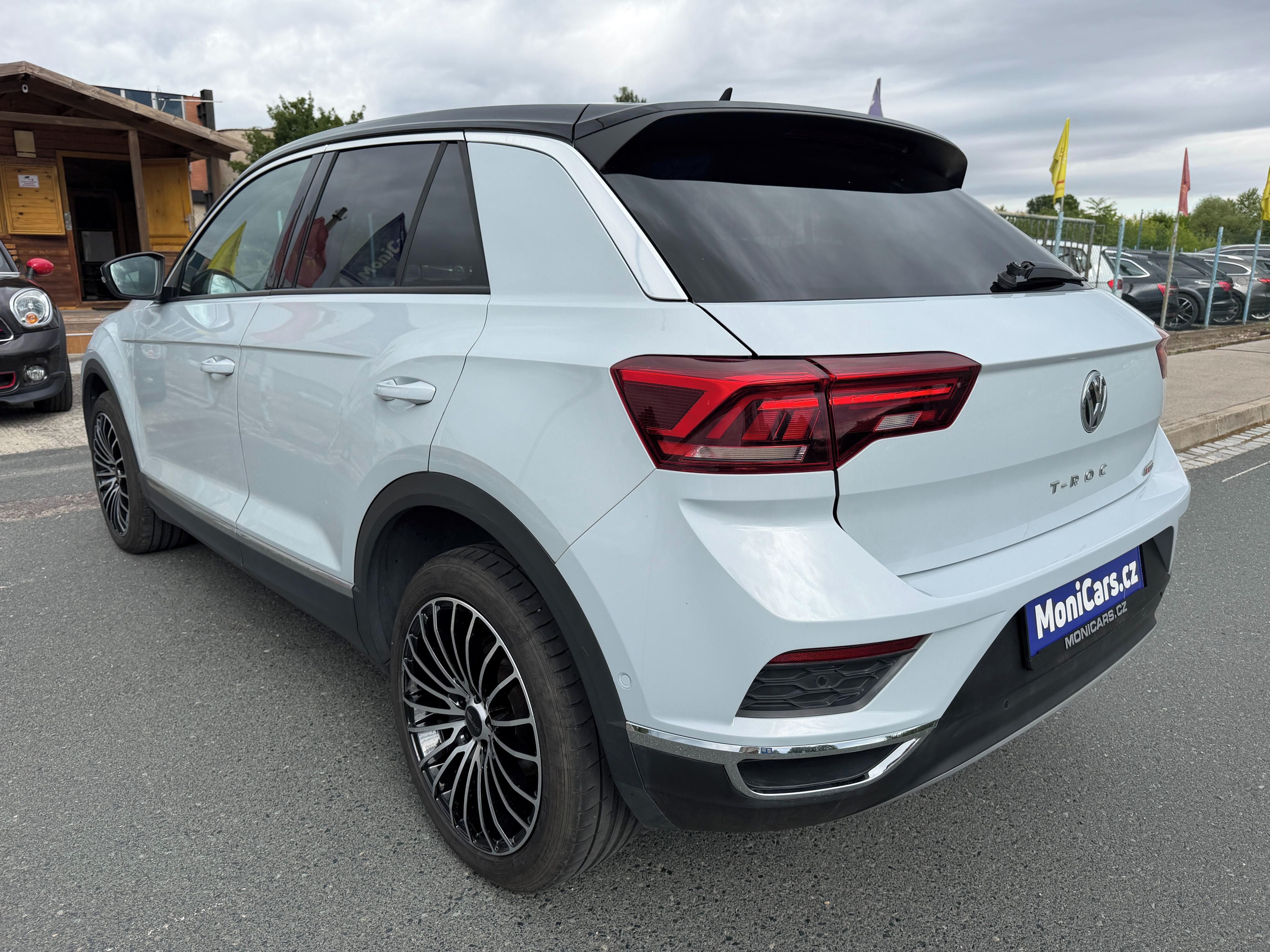 Volkswagen T-Roc, 2.0 TDi 110kW 4Motion DSG - fotka 6