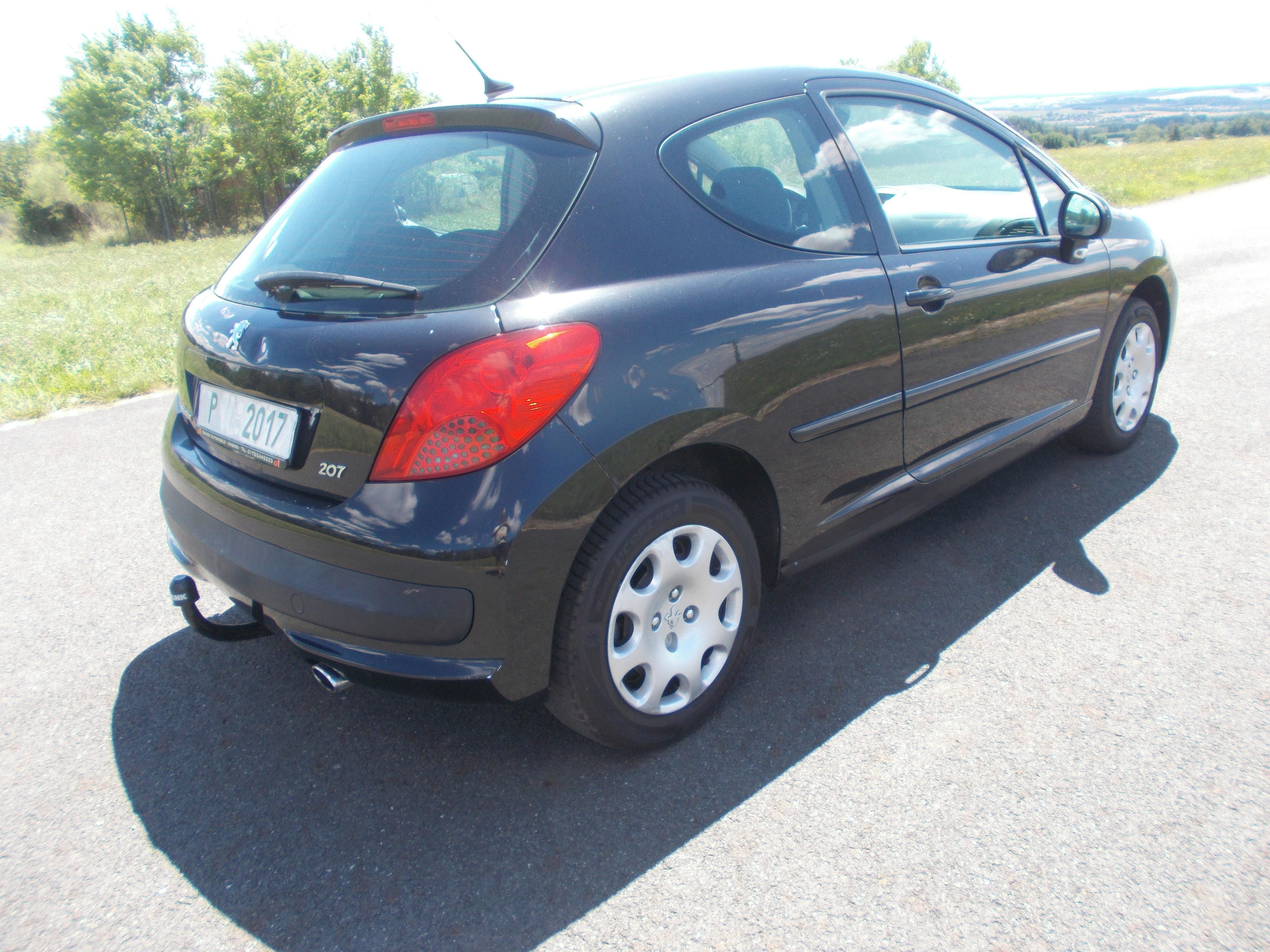Peugeot 207, 1,6 80KW,nová STK - fotka 4