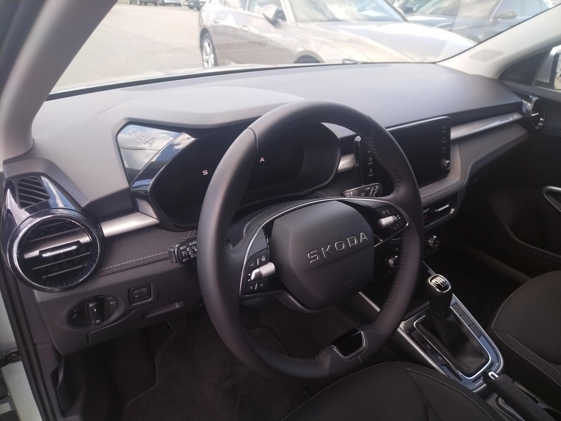 Škoda Fabia, 1.0 TSi TOP SELECTION - fotka 5