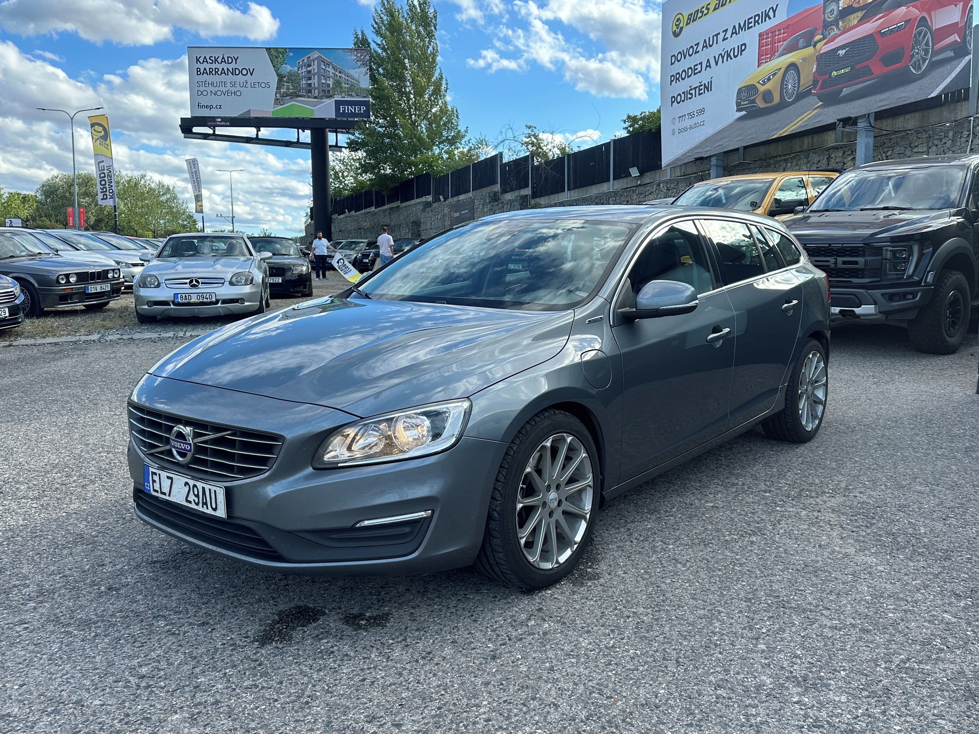Volvo V60, Volvo V60  2016 - fotka 4
