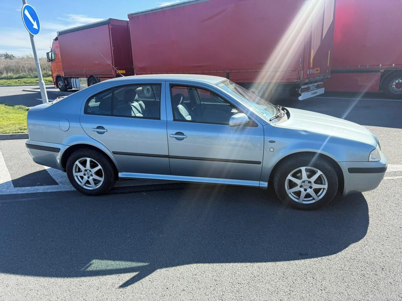 Škoda Octavia, 1,6 MPI AUTOMAT - fotka 3