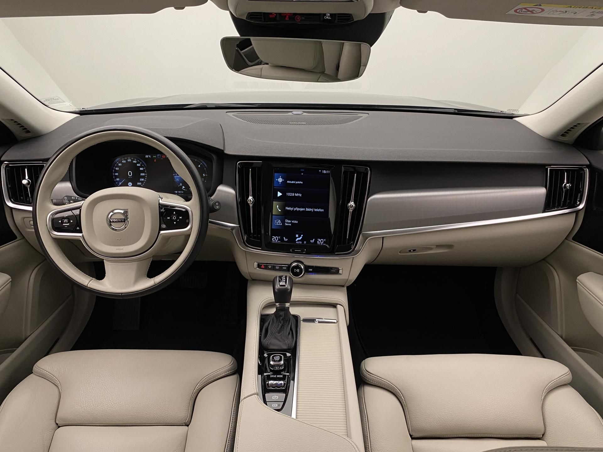 Volvo V90, D4 MOMENTUM AUT - fotka 2