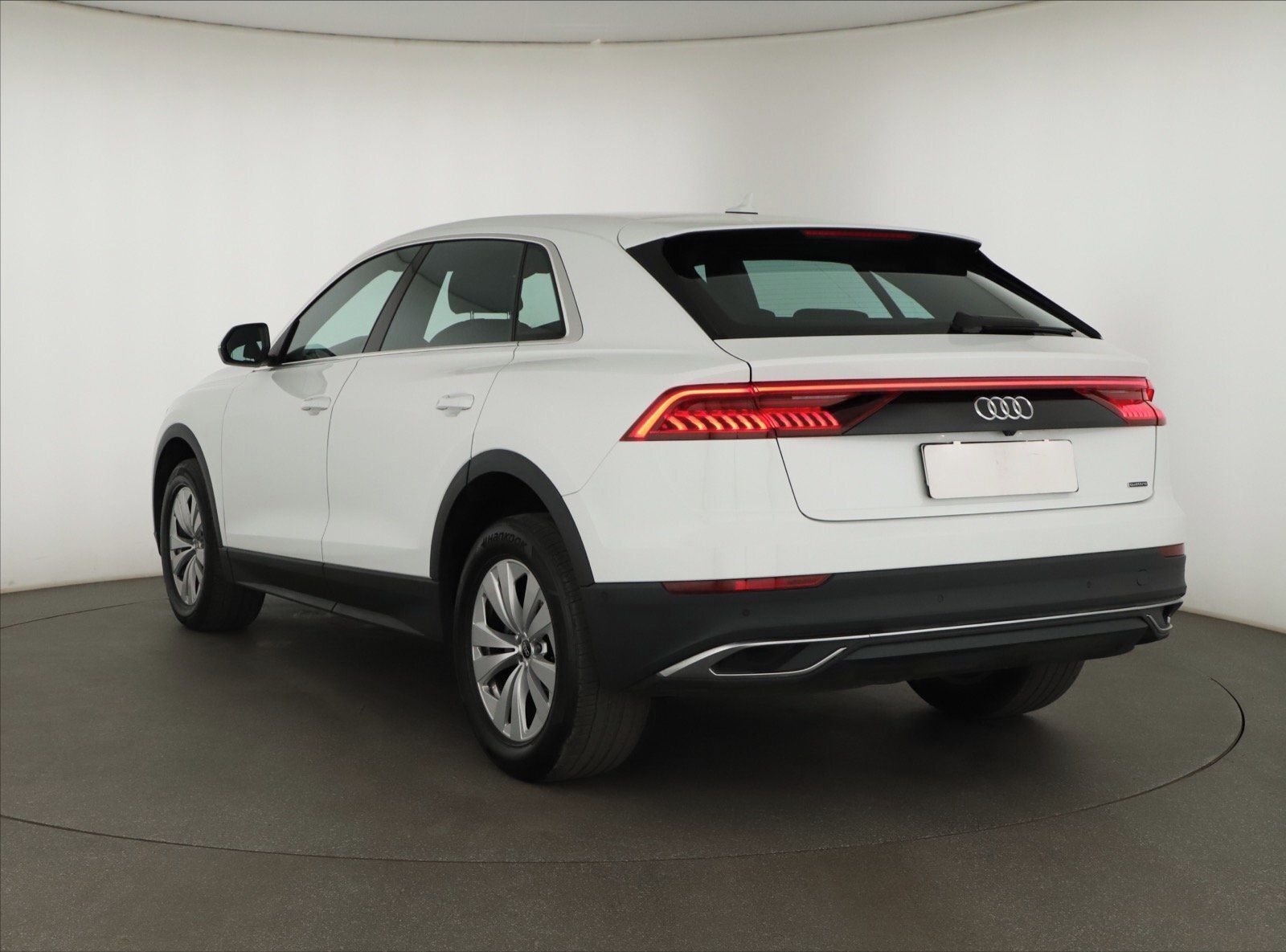 Audi Q8, 55 TFSI - fotka 3
