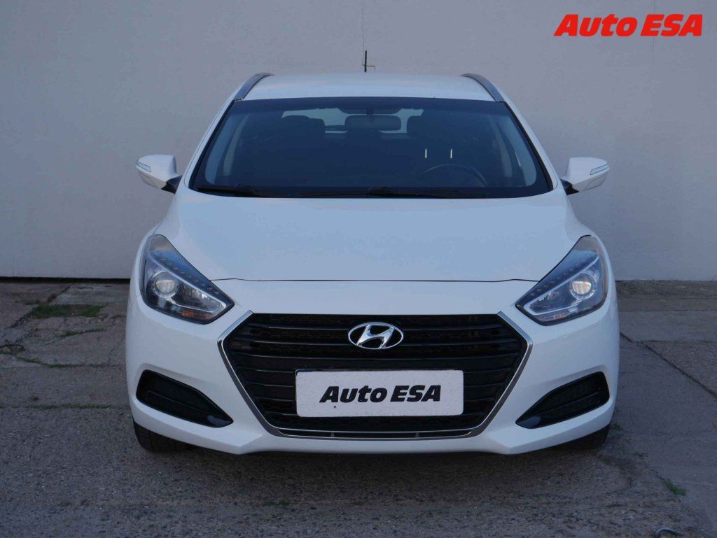 Hyundai i40, 1.6i - fotka 2