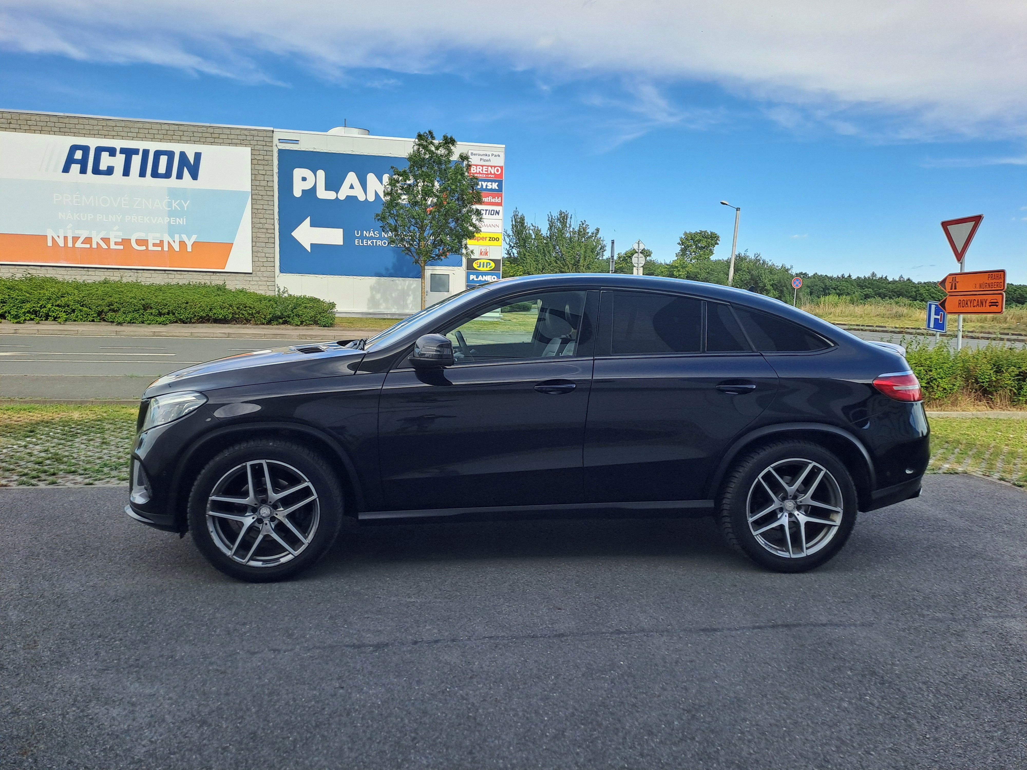 Mercedes-Benz GLE, 350 - fotka 4