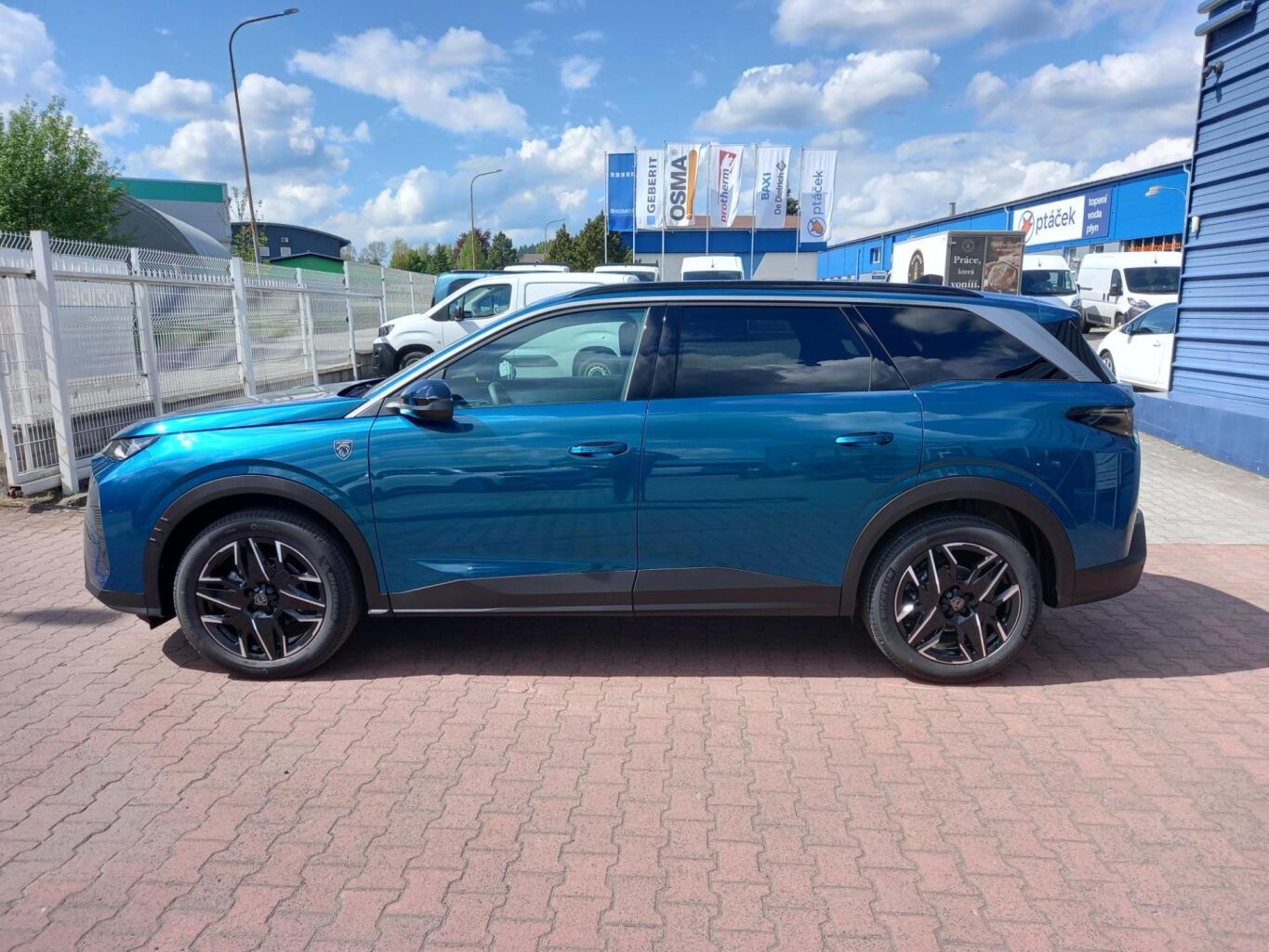 Peugeot 5008, GT Summer blue 145k e-DCS6 - fotka 2