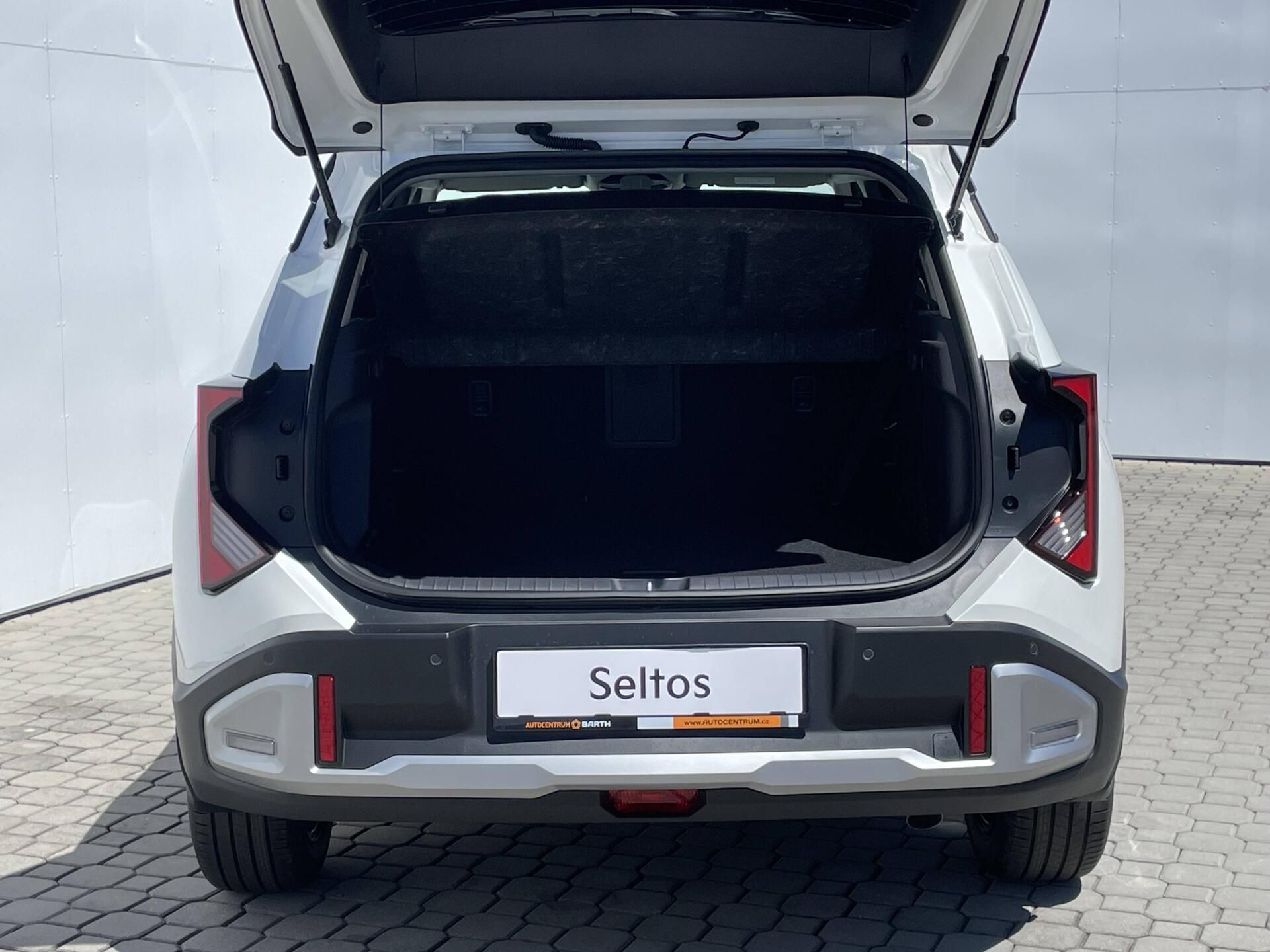 Kia Seltos, EXCLUSIVE 7DCT 1,6 T-GDi - fotka 4