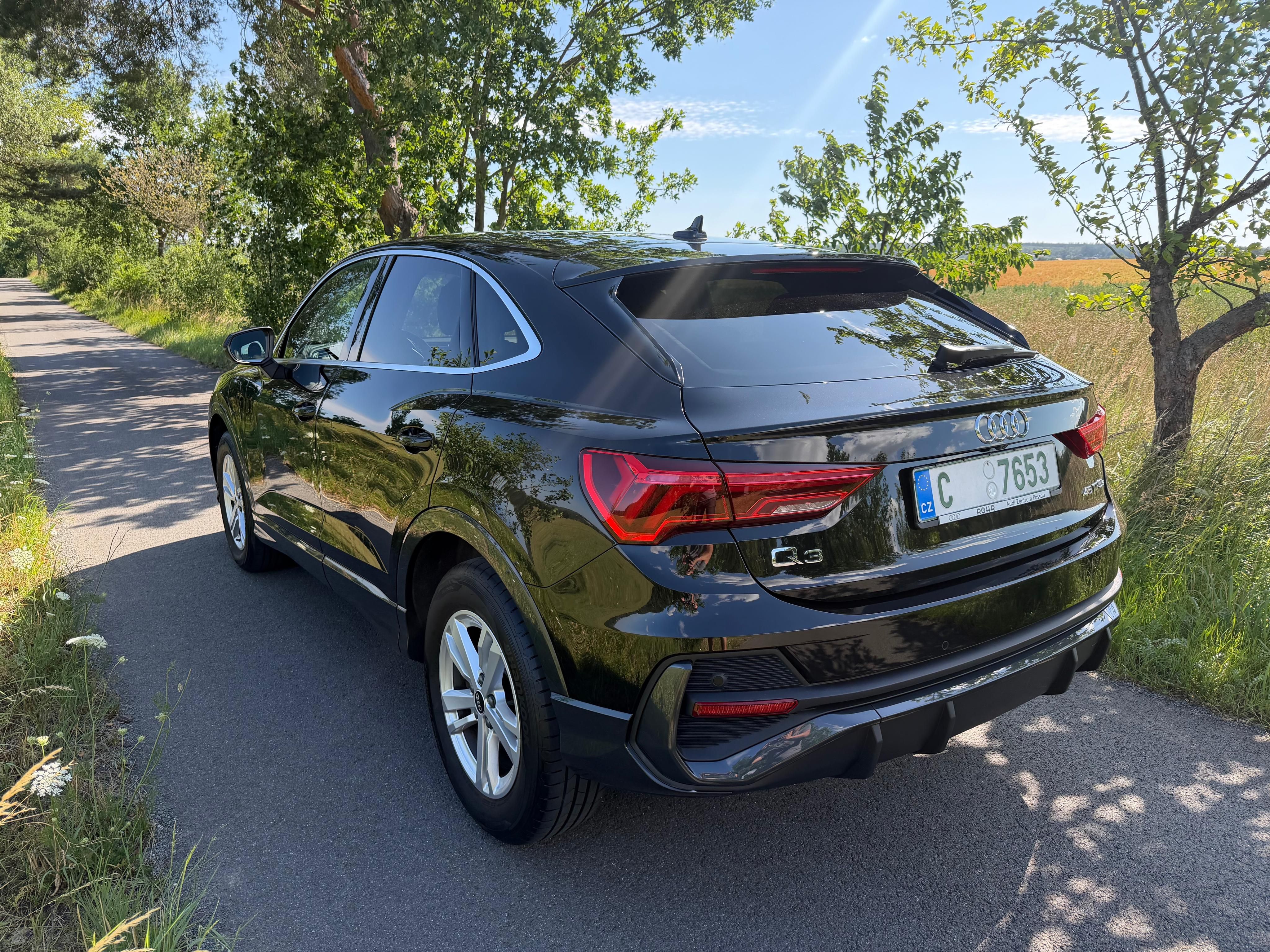 Audi Q3, Sportback E-TRON - fotka 4