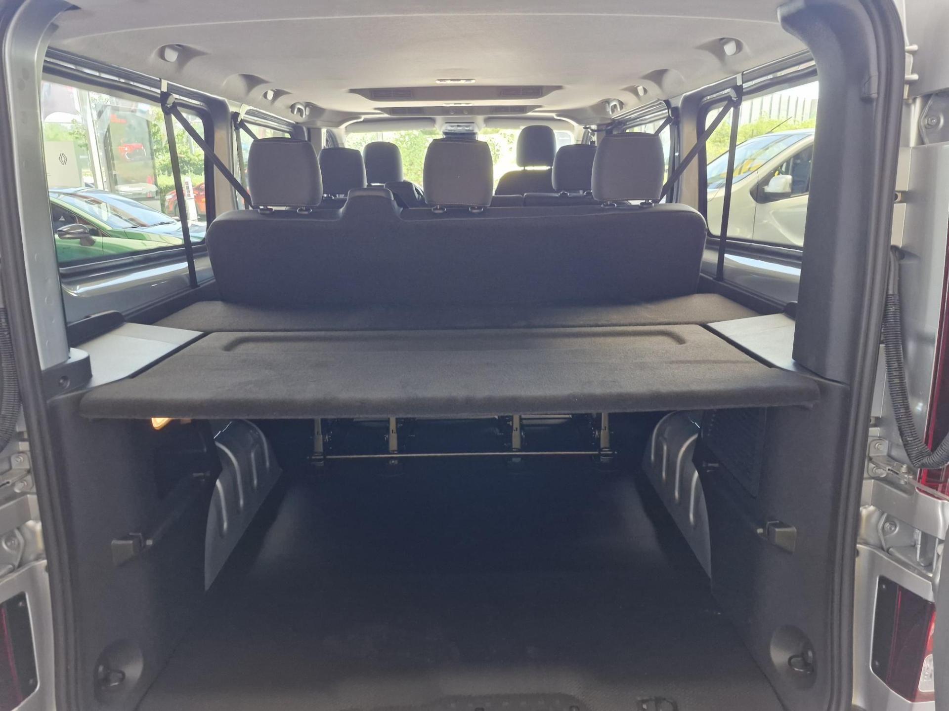 Renault Trafic, L2 Equilibre 150k 8míst - fotka 6