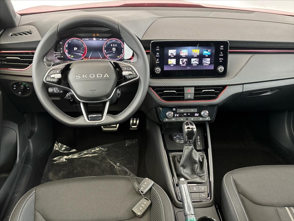 Škoda Kamiq, 1,5 TSI Monte Carlo DSG - fotka 4